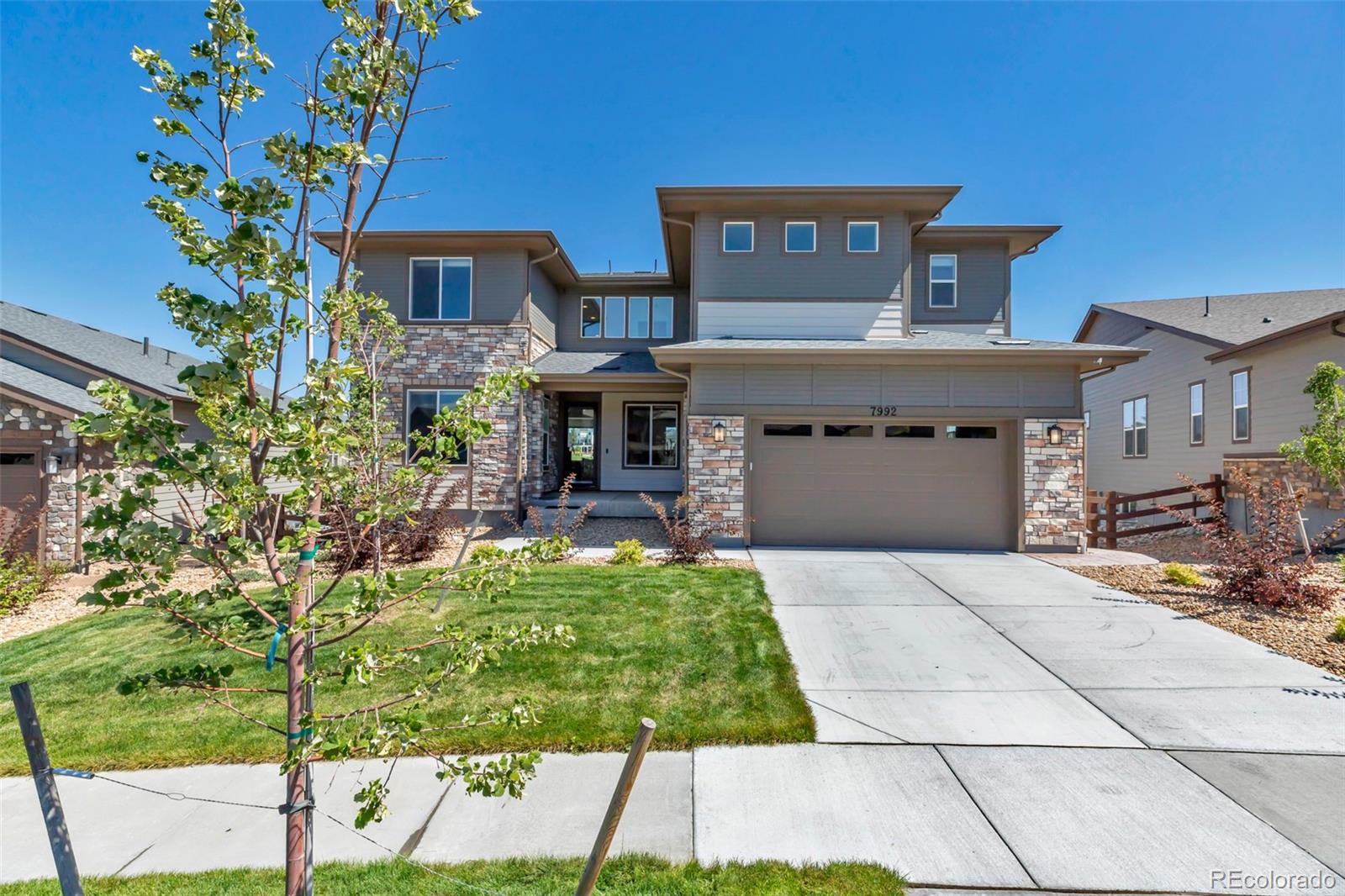 7992 S Kewaunee Way, aurora MLS: 8867064 Beds: 5 Baths: 6 Price: $1,200,000