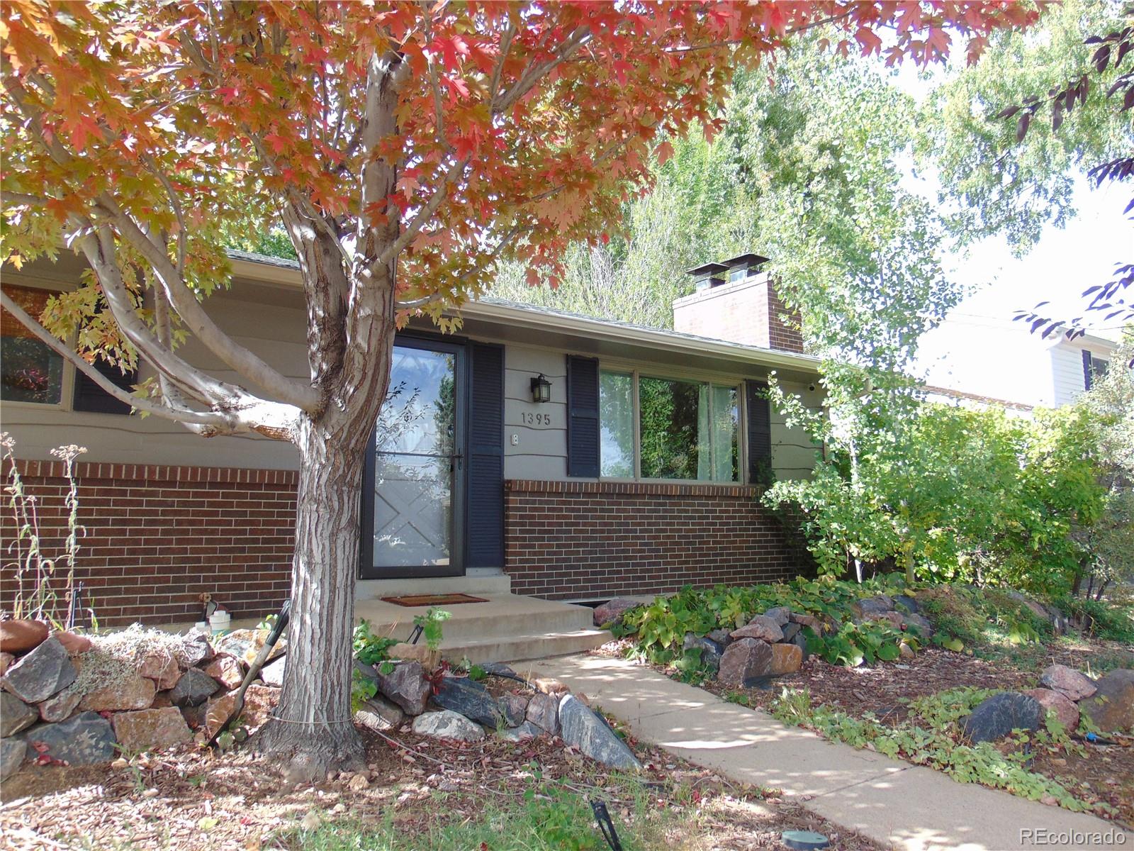 1395  Toedtli Drive, boulder MLS: 7716538 Beds: 4 Baths: 2 Price: $944,000