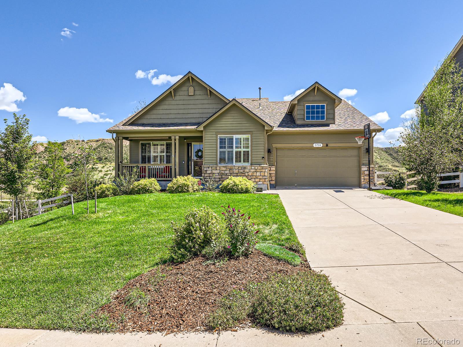 3730  Aspen Hollow Court, castle rock MLS: 2958416 Beds: 5 Baths: 3 Price: $725,000