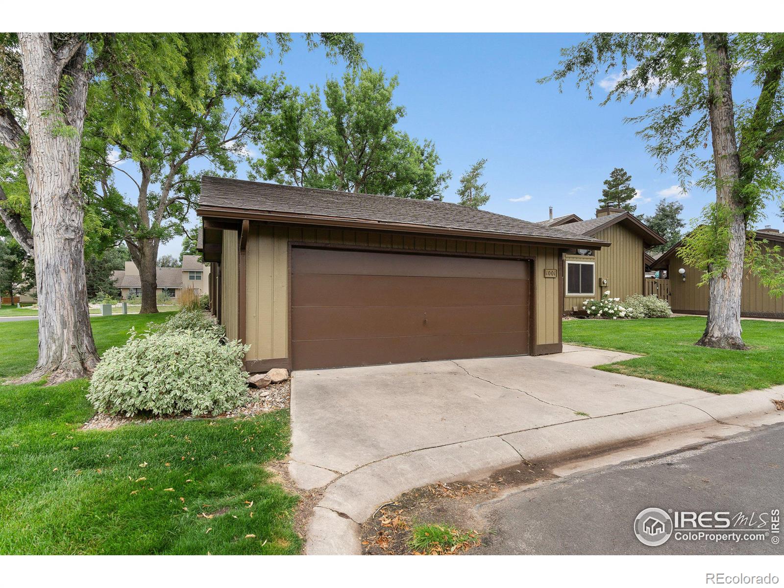 1001  wind trail, Fort Collins sold home. Closed on 2023-10-05 for $422,000.