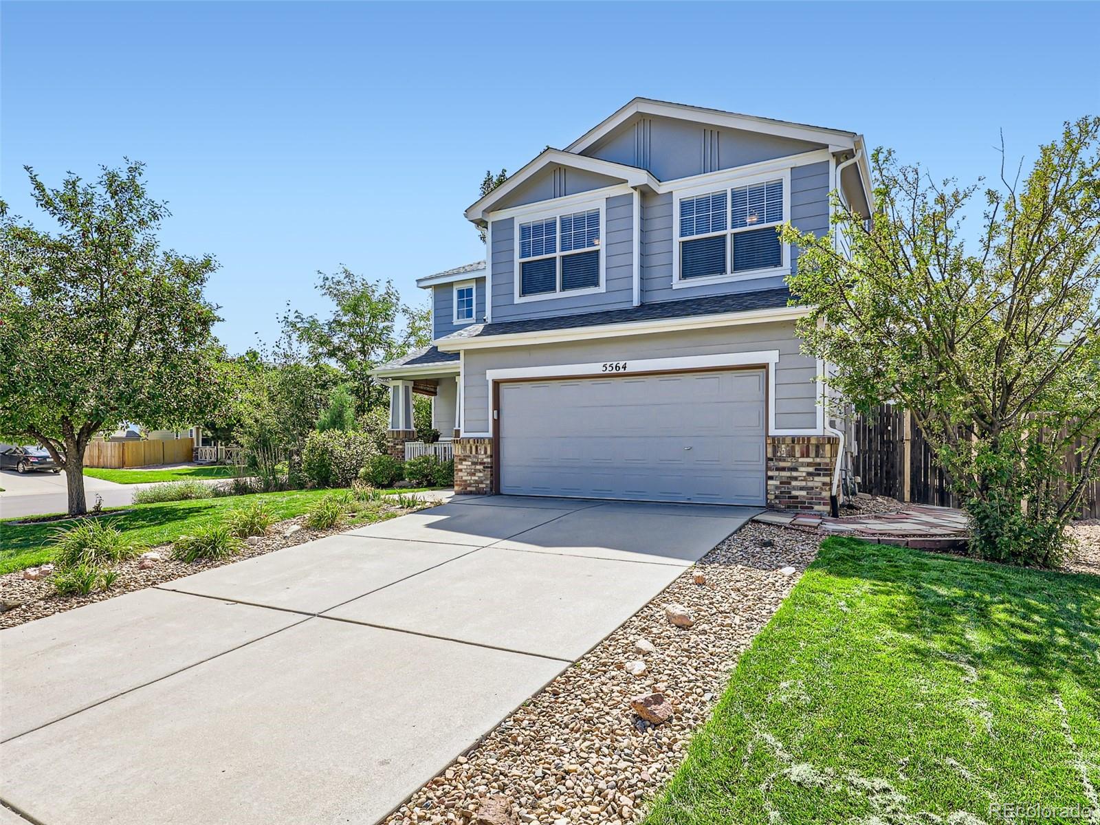 5564 E Monument Drive, castle rock MLS: 3489631 Beds: 3 Baths: 3 Price: $525,000