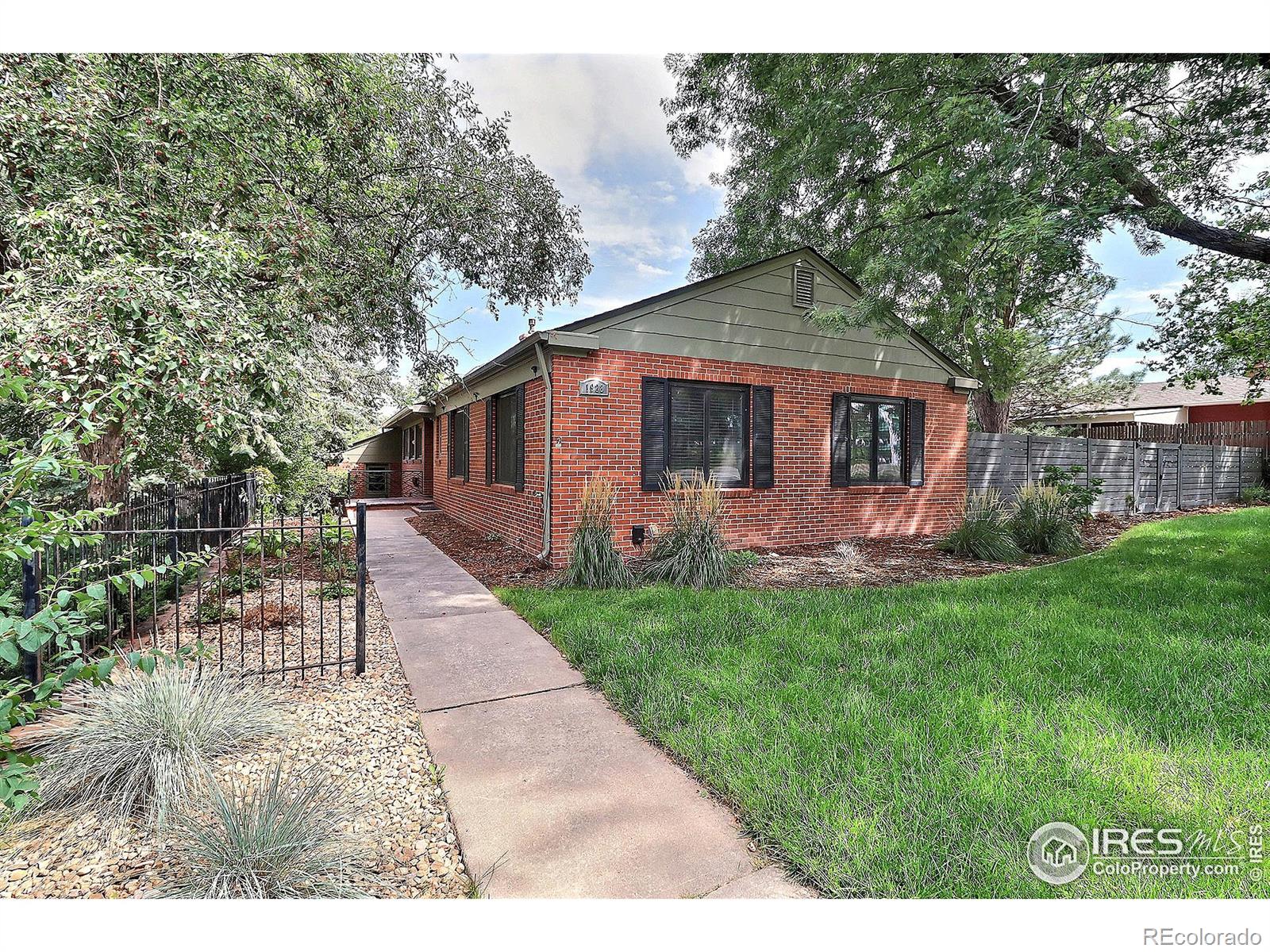 1928  14th Avenue, greeley MLS: 123456789995411 Beds: 5 Baths: 3 Price: $530,000