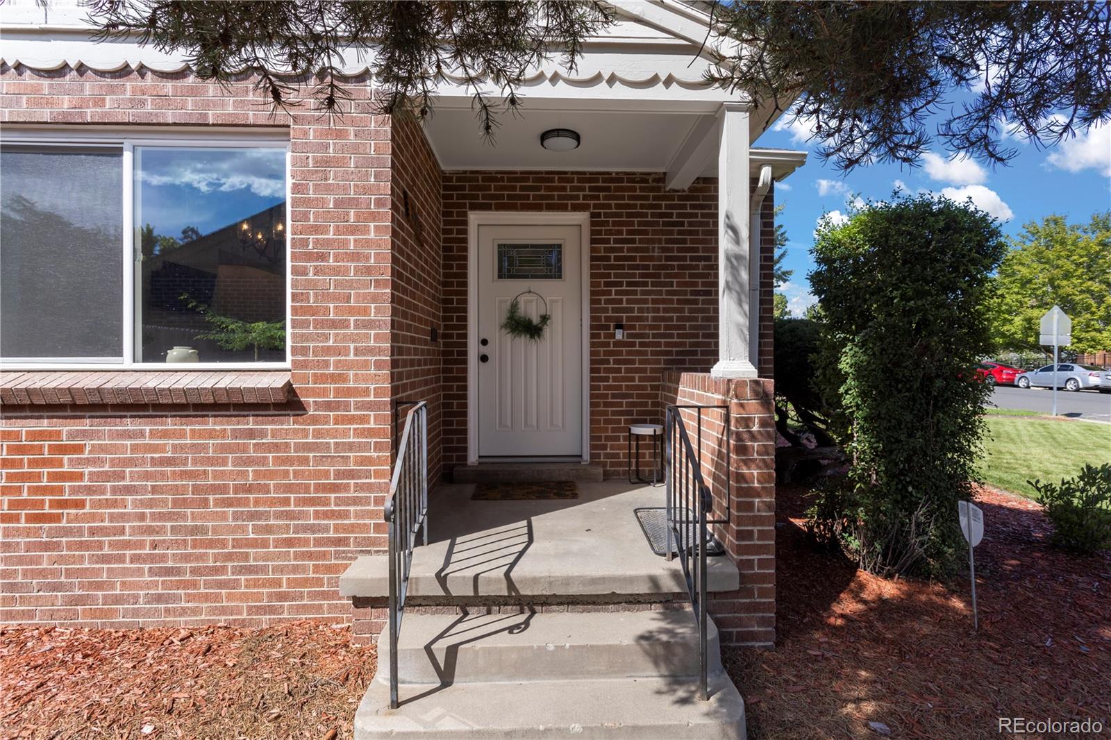 3025  kearney street, Denver sold home. Closed on 2024-04-19 for $663,000.
