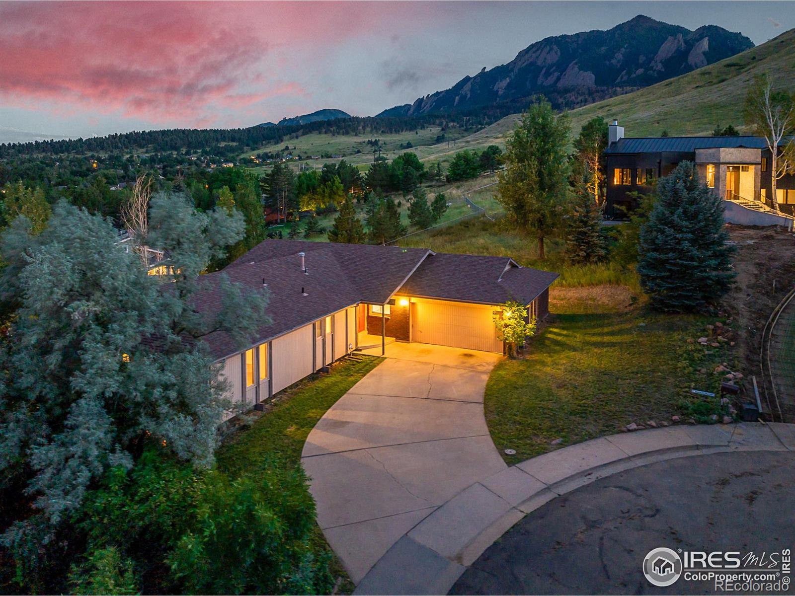 2104  Goddard Place, boulder MLS: 456789995663 Beds: 5 Baths: 3 Price: $1,800,000