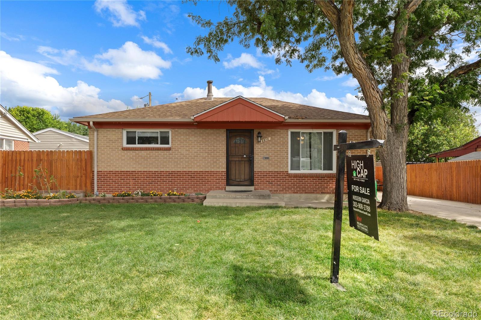 6810  Warren Drive, denver MLS: 3423831 Beds: 3 Baths: 2 Price: $459,900