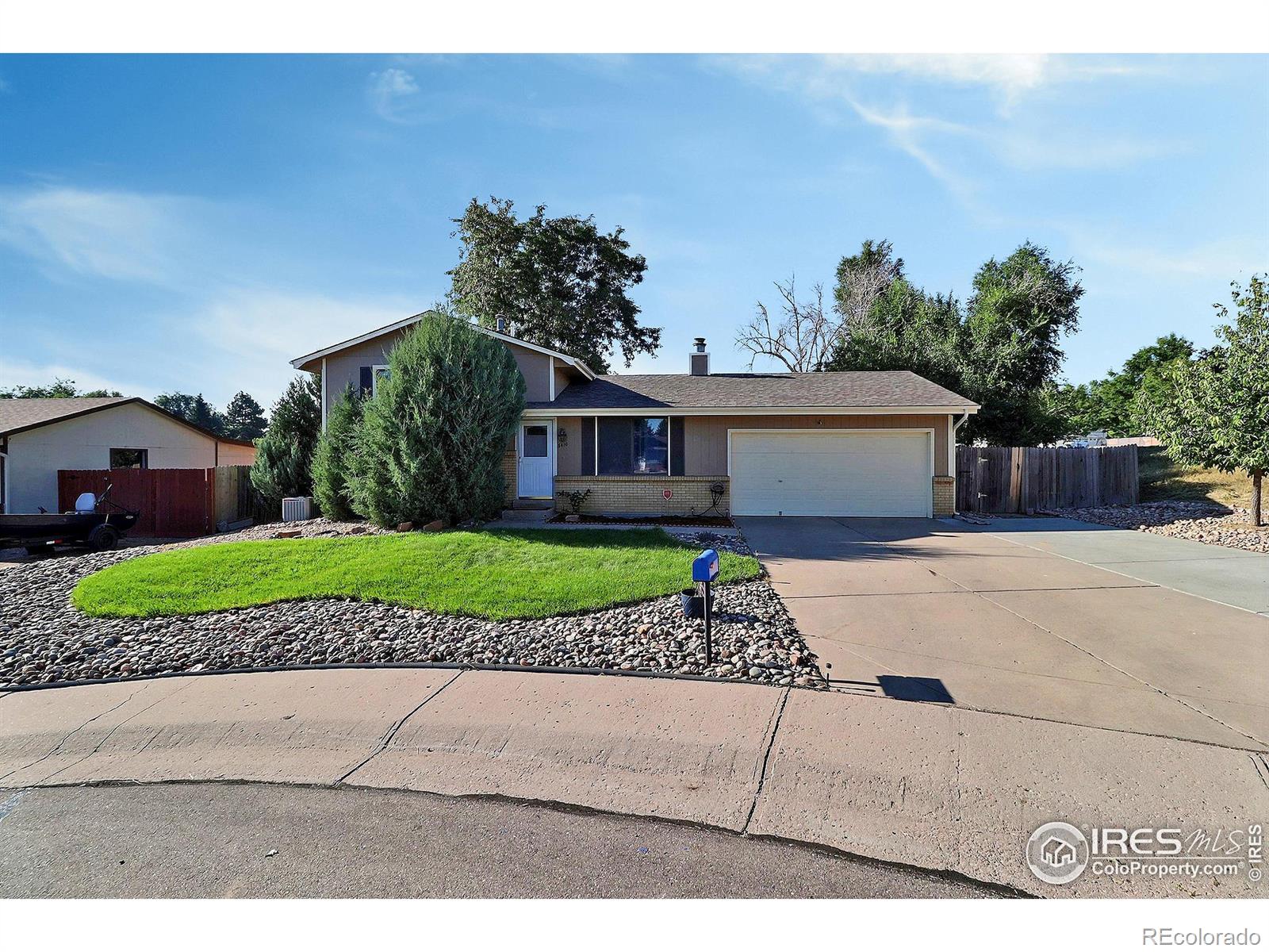 3410 W 17th St Rd, greeley MLS: 456789996119 Beds: 3 Baths: 2 Price: $373,000