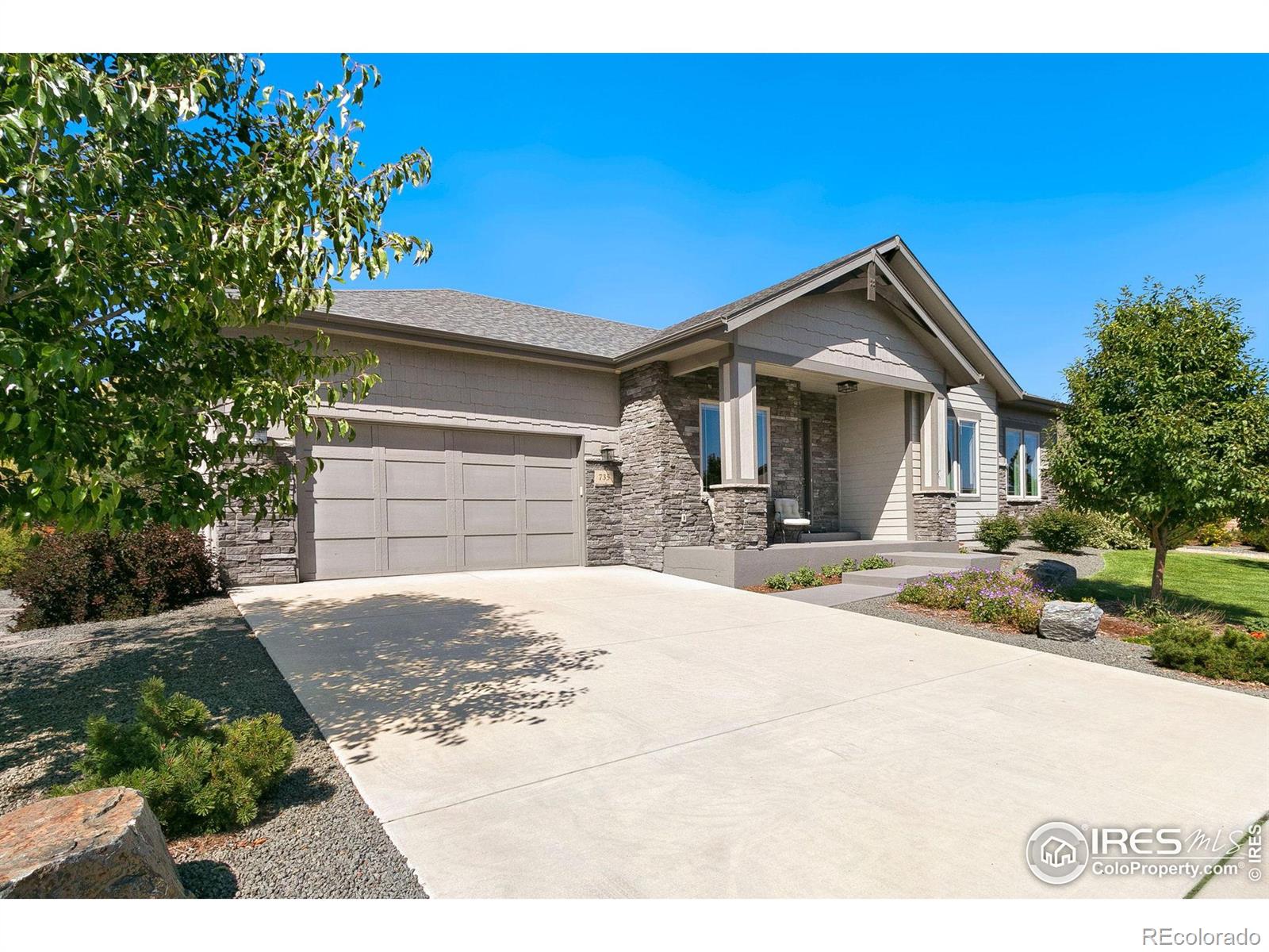 735  Deer Meadow Drive, loveland MLS: 123456789996202 Beds: 3 Baths: 2 Price: $829,000