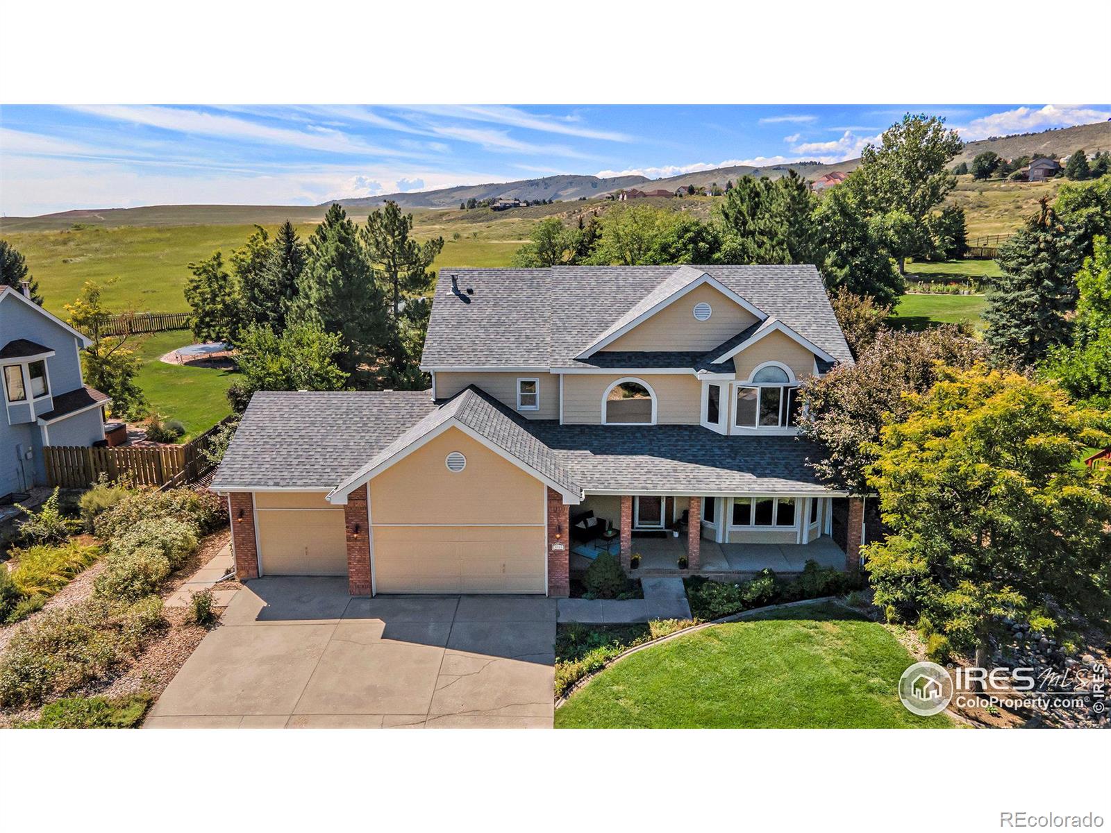4513  Idledale Drive, fort collins MLS: 123456789996250 Beds: 5 Baths: 4 Price: $1,000,000