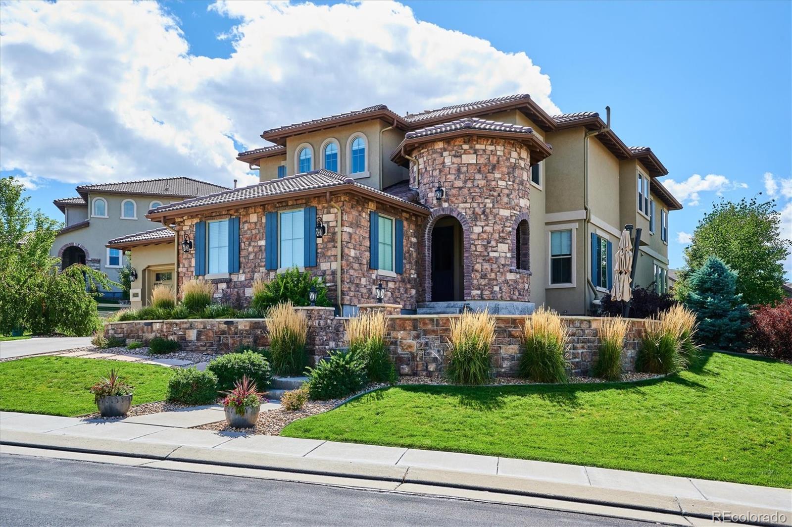 10805  Manorstone Drive, highlands ranch MLS: 3761371 Beds: 5 Baths: 6 Price: $1,849,000