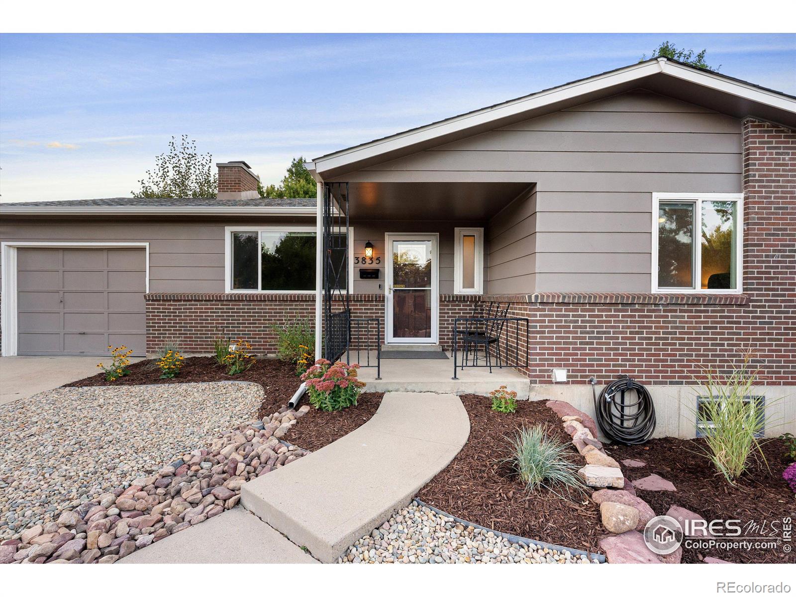 3835  Carlock Drive, boulder MLS: 456789996844 Beds: 4 Baths: 3 Price: $1,195,000