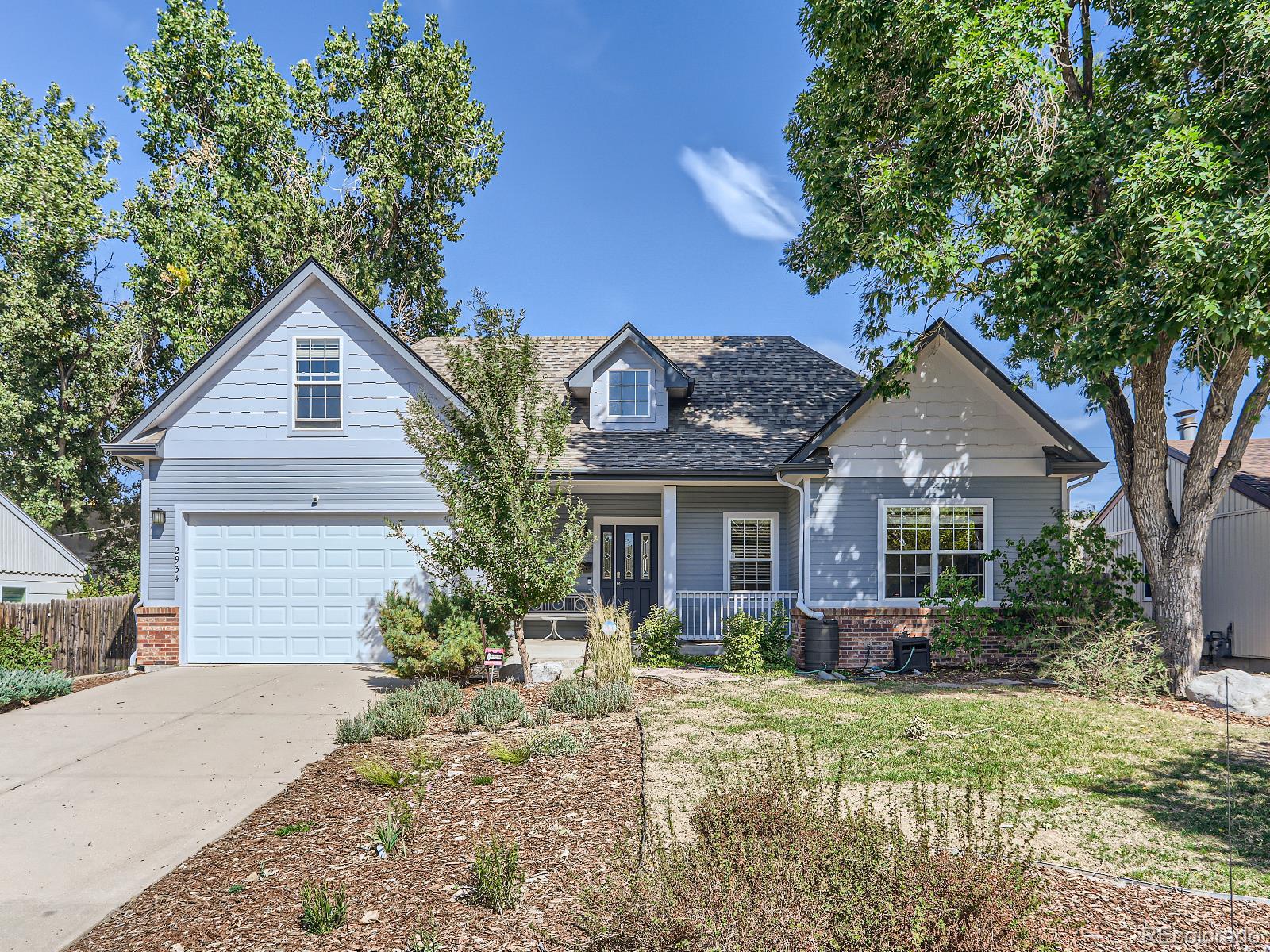 2934 S Grape Way, denver MLS: 4707659 Beds: 3 Baths: 2 Price: $575,000