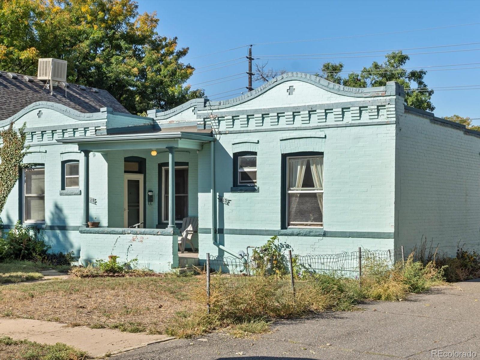 723 S Sherman Street, denver MLS: 8272427 Beds: 4 Baths: 2 Price: $850,000