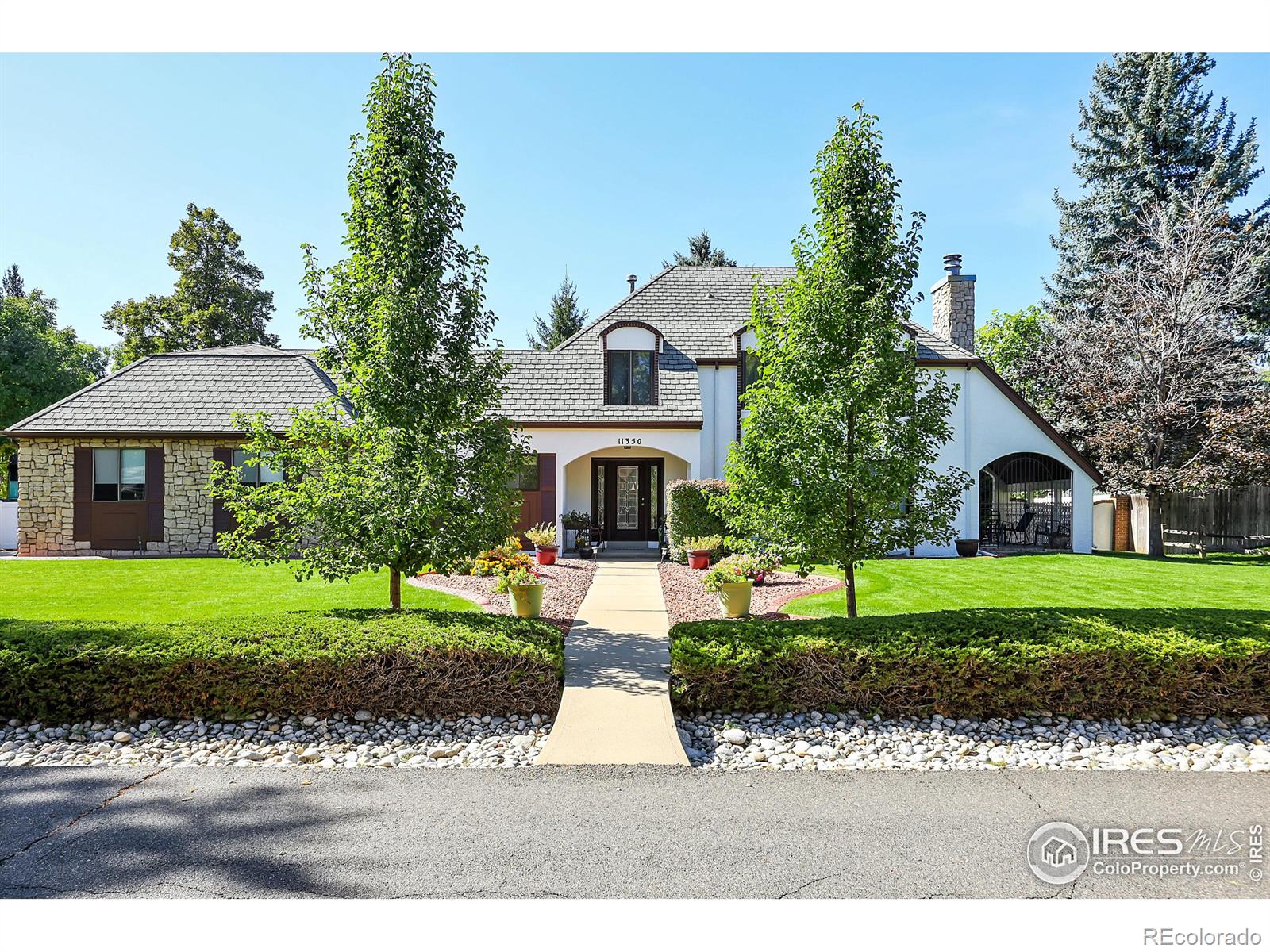 11350 W 78th Drive, arvada MLS: 456789997348 Beds: 3 Baths: 3 Price: $830,000