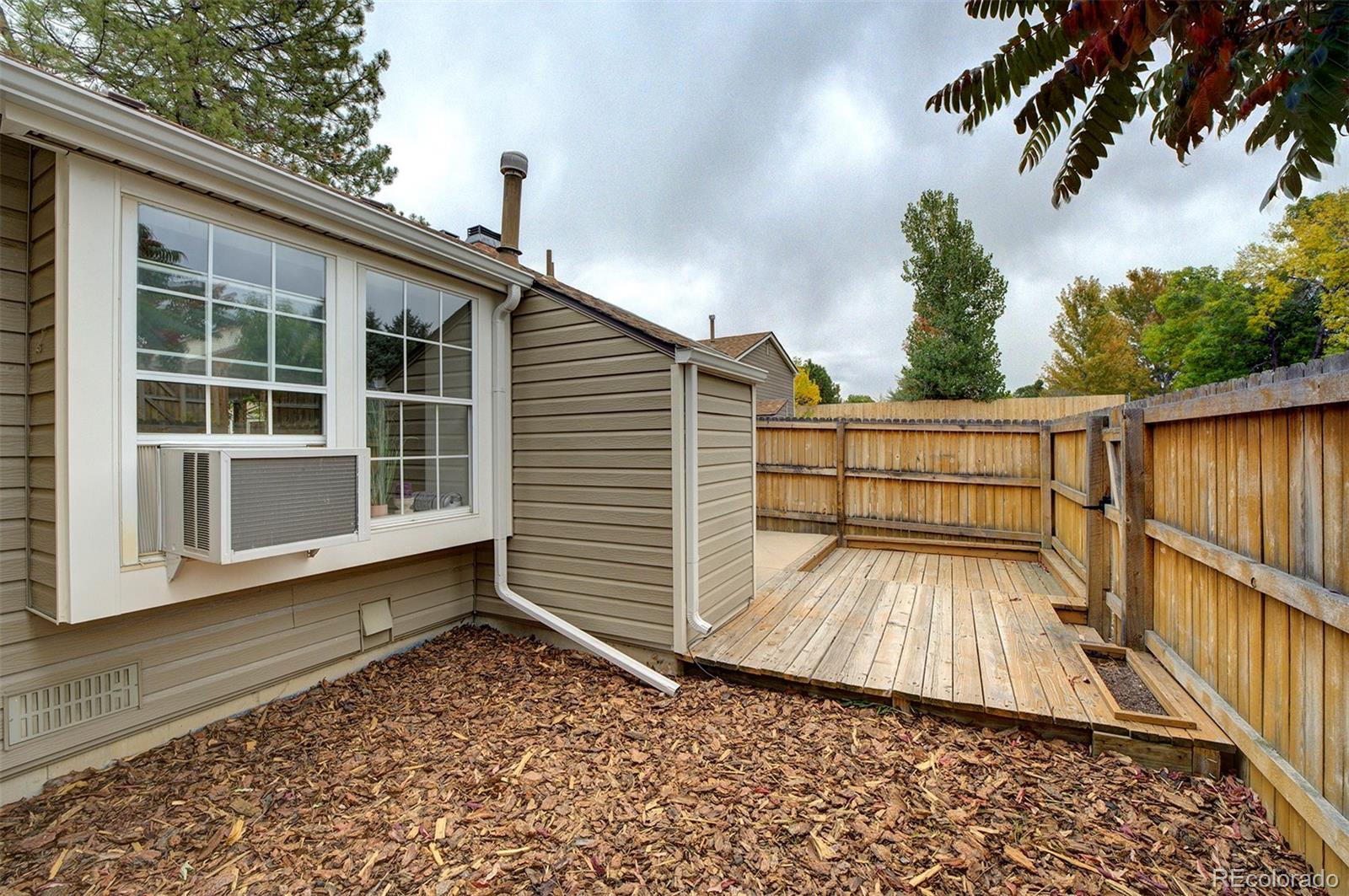 4693 s crystal way, Aurora sold home. Closed on 2024-01-31 for $310,000.