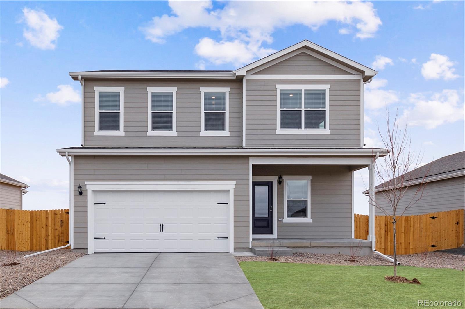 922  Payton Avenue, fort lupton MLS: 4745174 Beds: 3 Baths: 3 Price: $510,900