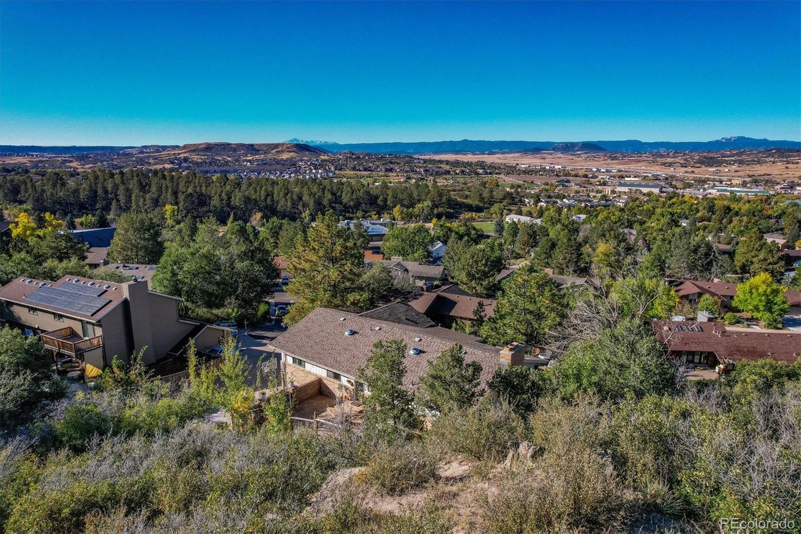 37  oakridge drive, Castle Rock sold home. Closed on 2024-02-09 for $805,000.