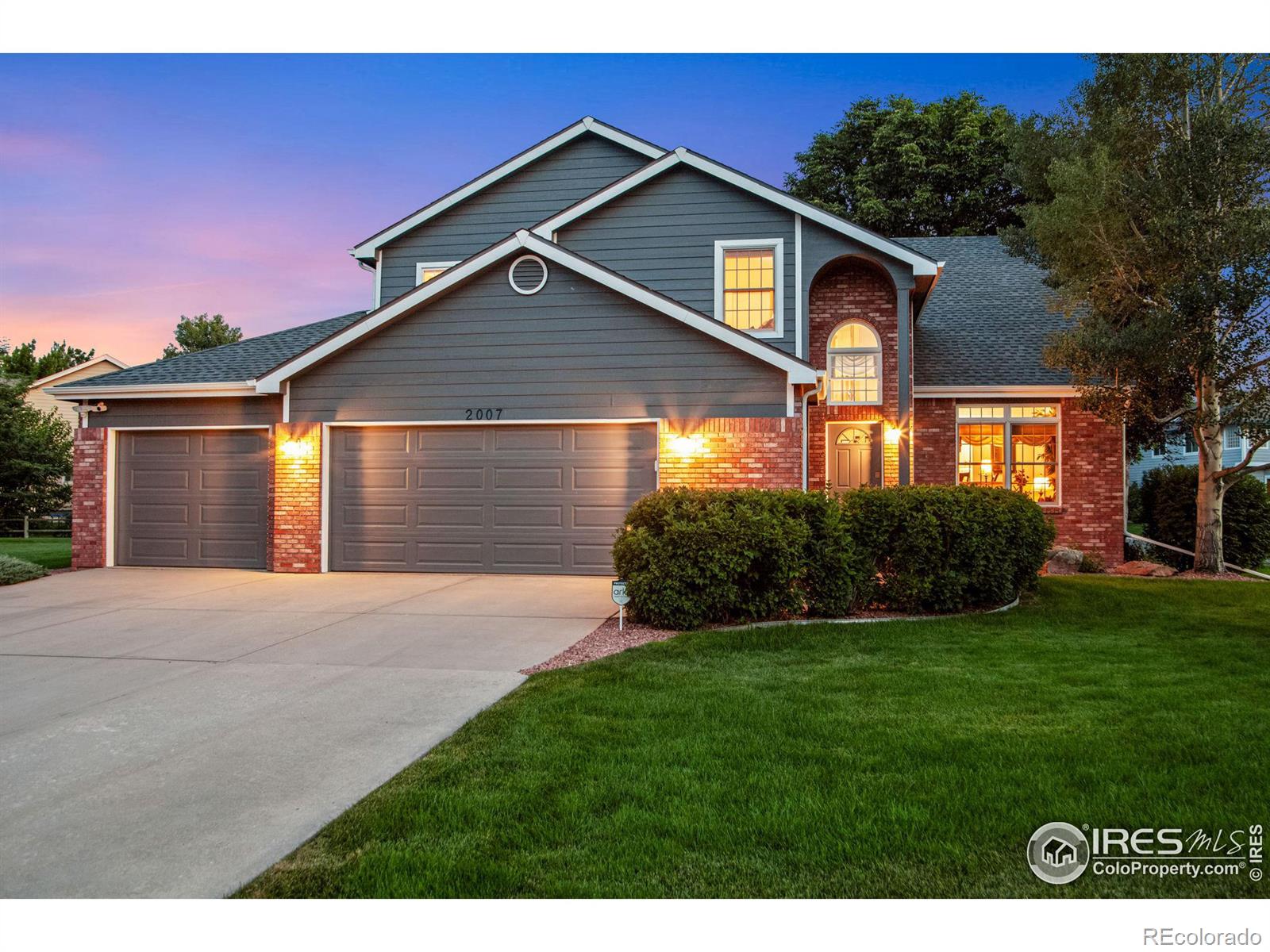 2007  coastal court, Fort Collins sold home. Closed on 2023-12-21 for $700,000.