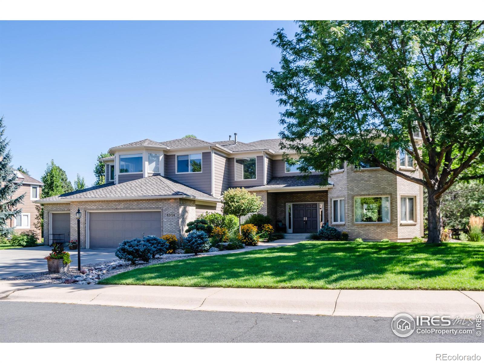 5236  Pinehurst Drive, boulder MLS: 456789998007 Beds: 5 Baths: 5 Price: $1,797,500