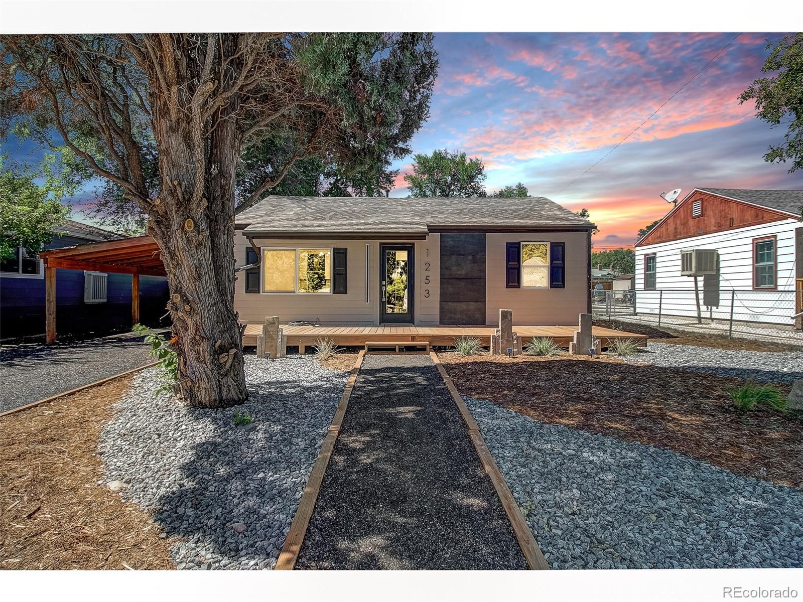 1253 S Quitman Street, denver MLS: 5860697 Beds: 3 Baths: 1 Price: $450,000