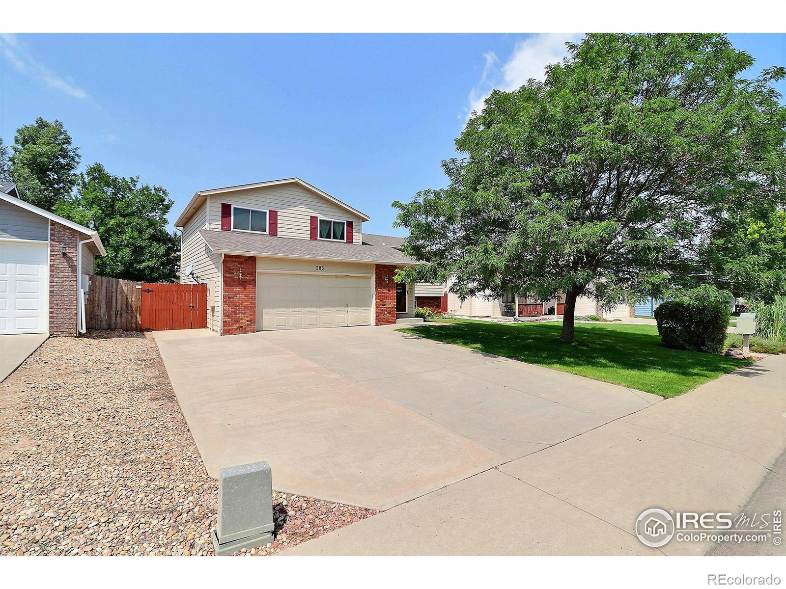 203  50th Ave Pl, greeley MLS: 456789998278 Beds: 3 Baths: 2 Price: $419,900