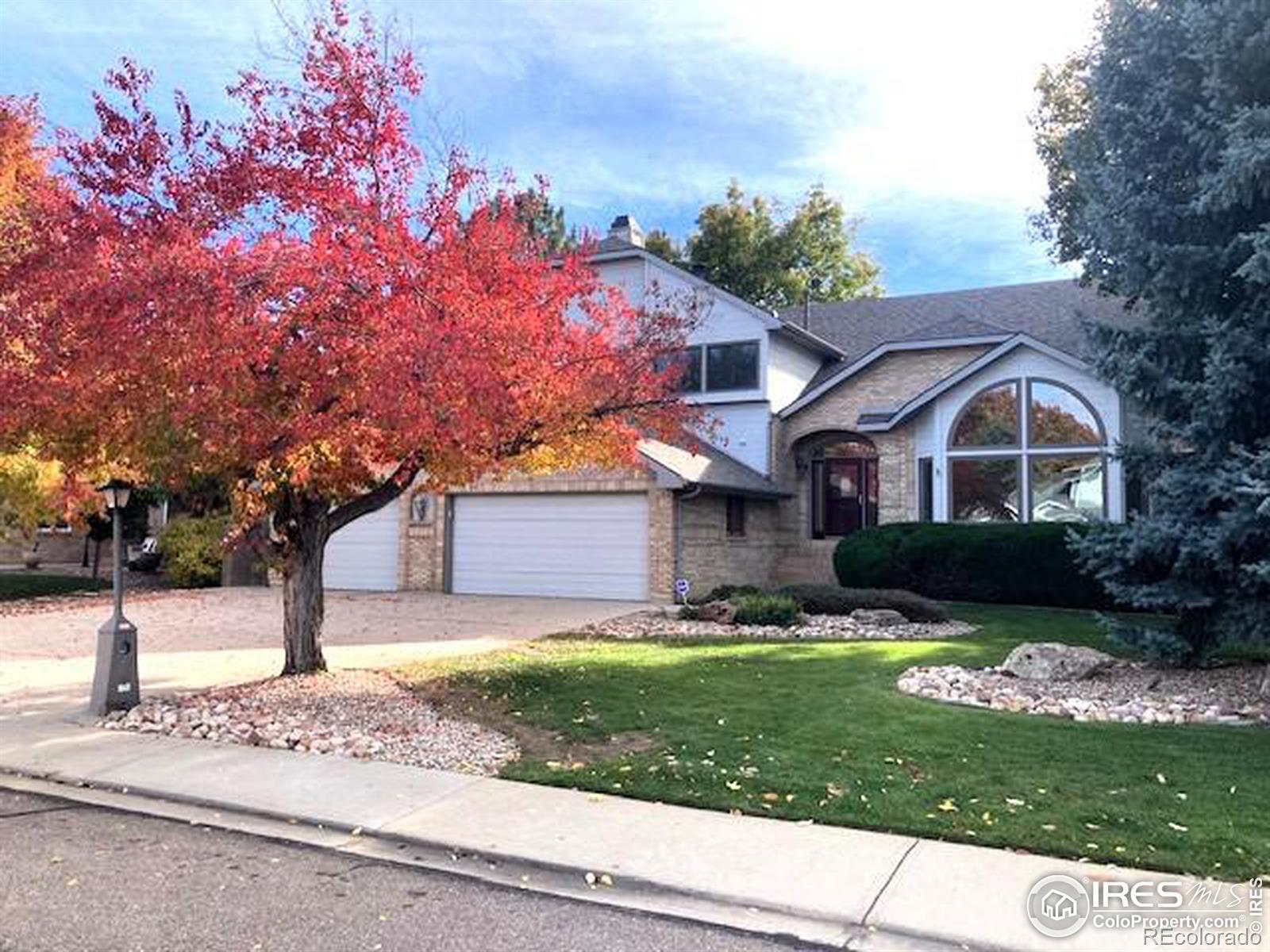 1197  Twin Peaks Circle, longmont MLS: 456789998402 Beds: 3 Baths: 3 Price: $875,000