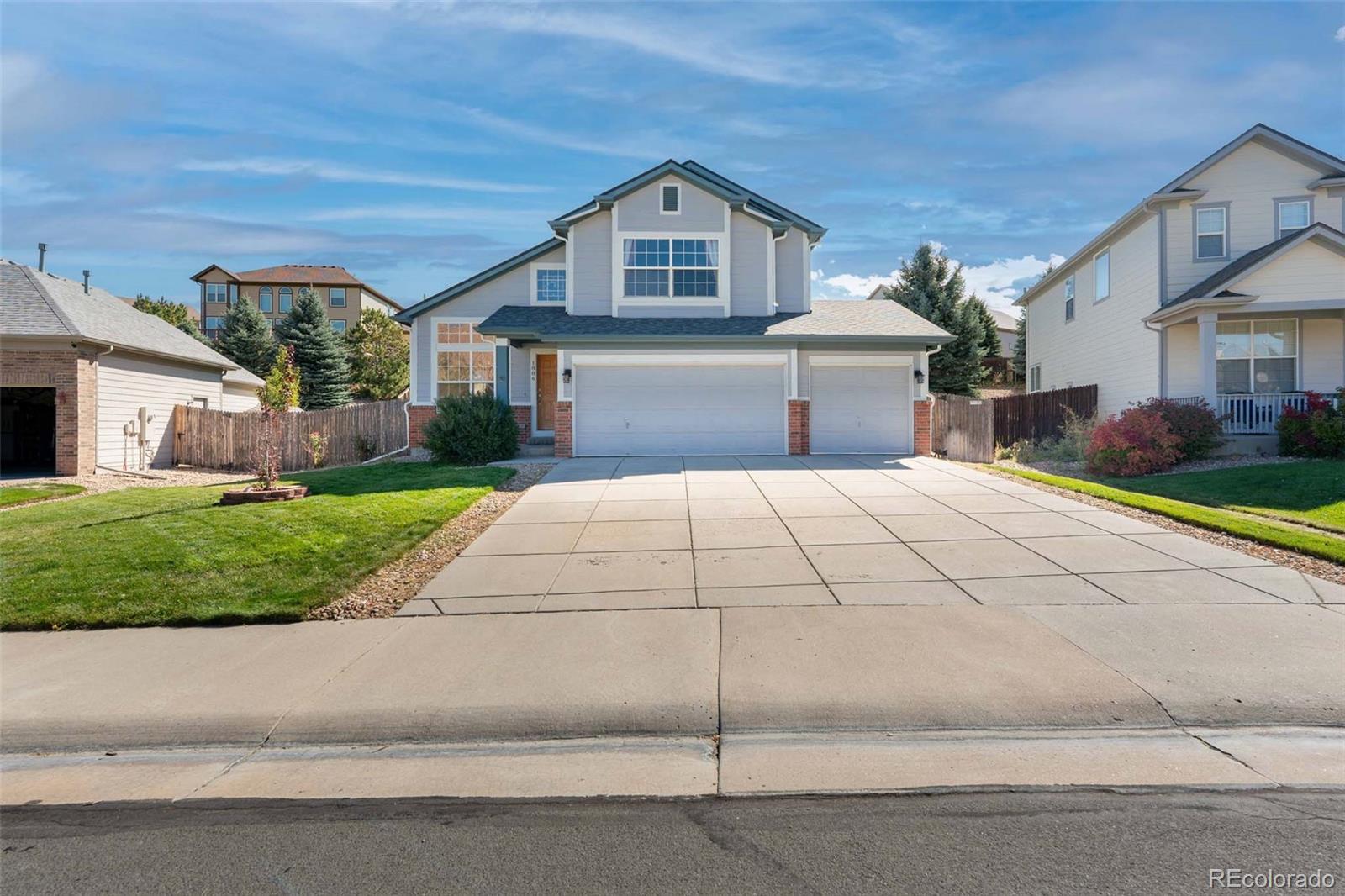 1886  granger circle, castle rock sold home. Closed on 2024-04-05 for $695,000.