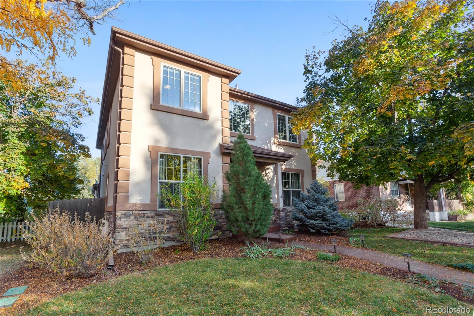 1770 s corona street, Denver sold home. Closed on 2024-01-05 for $1,680,000.