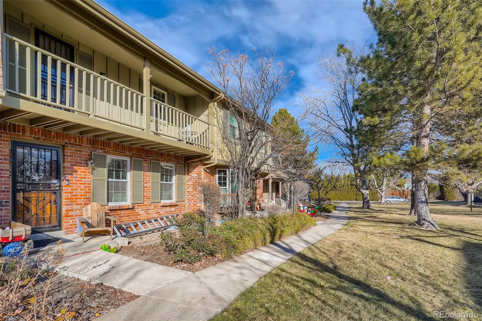 8661 e amherst drive, denver sold home. Closed on 2024-03-05 for $500,000.