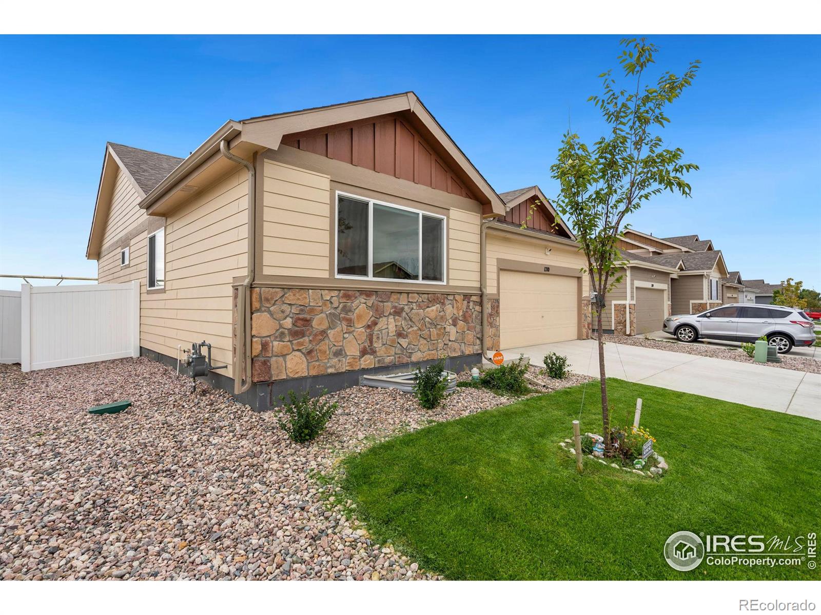 1710  101st Ave Ct, greeley MLS: 456789999021 Beds: 3 Baths: 2 Price: $450,000