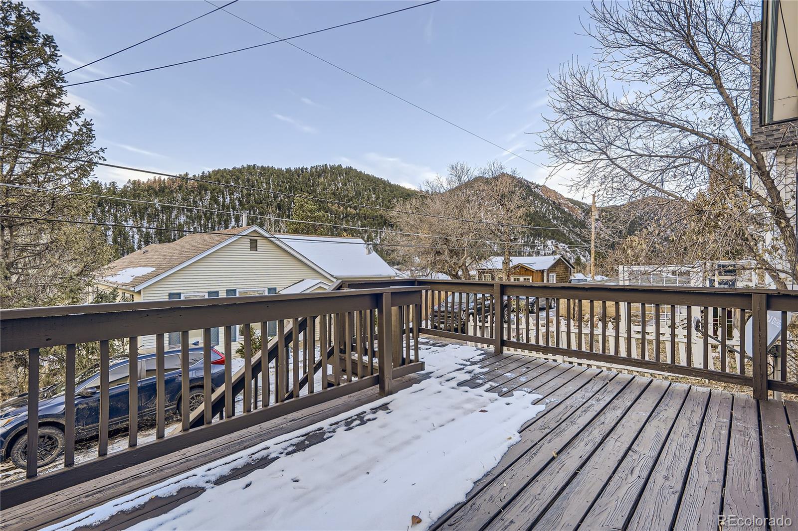 644  virginia street, idaho springs sold home. Closed on 2023-12-20 for $445,000.