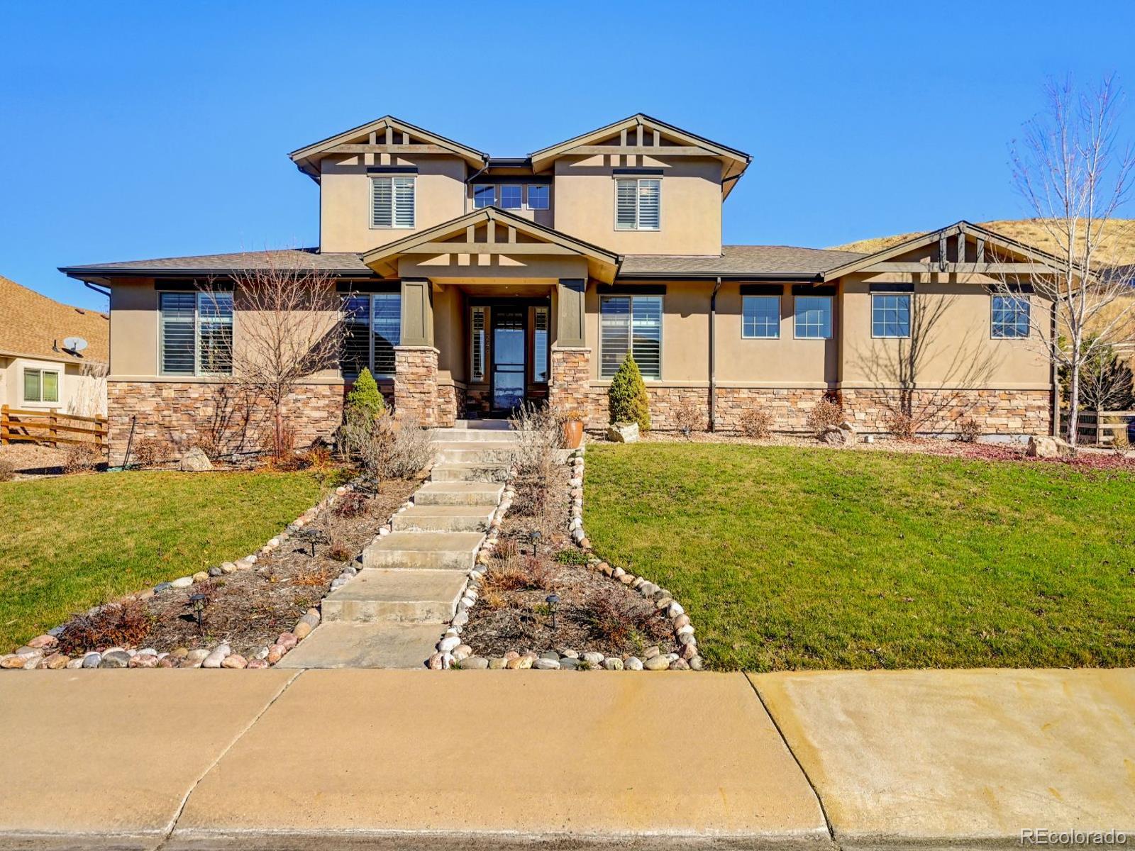 249  Castlemaine Court, castle rock MLS: 1726630 Beds: 4 Baths: 4 Price: $899,900