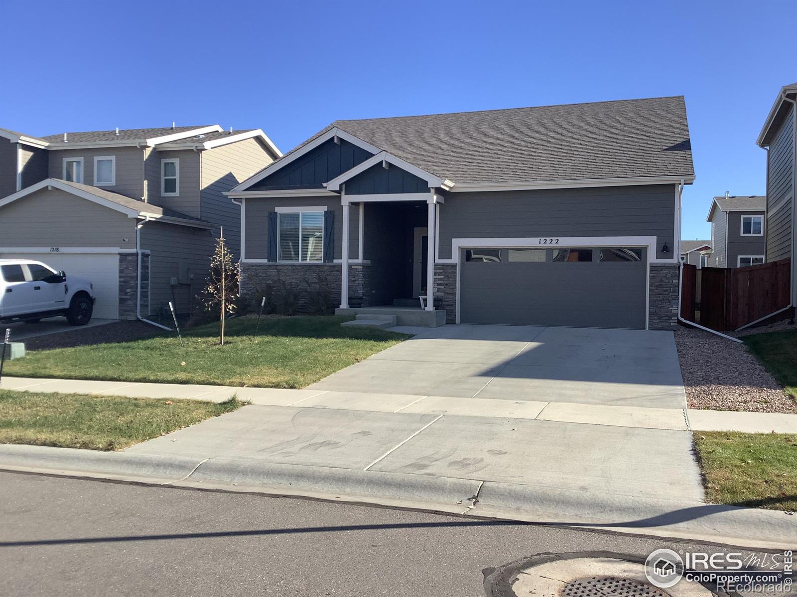 1222  104th Avenue, greeley MLS: 456789999551 Beds: 3 Baths: 2 Price: $465,000
