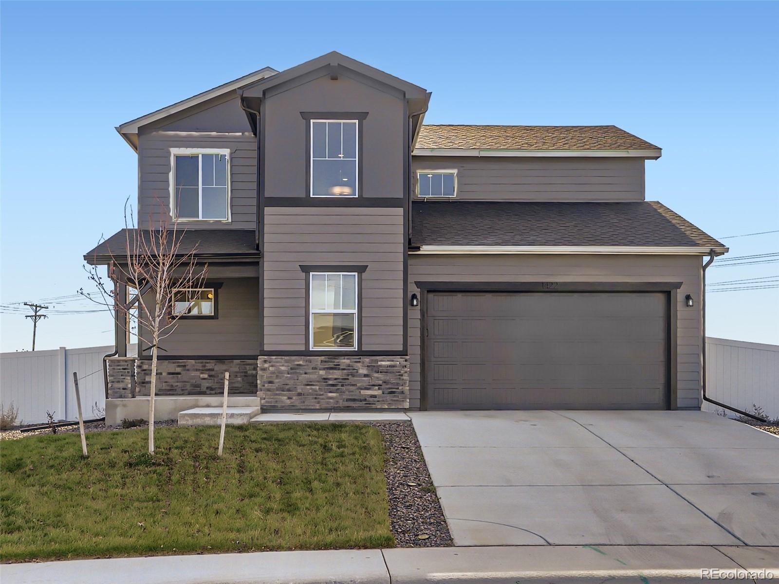 1422  Leroux Street, fort lupton MLS: 7278949 Beds: 4 Baths: 3 Price: $500,000