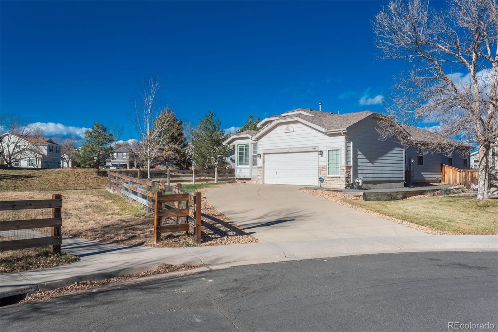 7041  leopard gate , Littleton sold home. Closed on 2024-01-23 for $702,000.