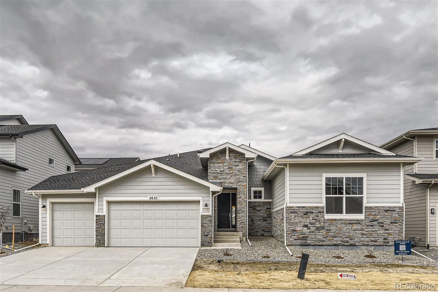 5637  Margarita Point, parker MLS: 7970356 Beds: 2 Baths: 3 Price: $940,000