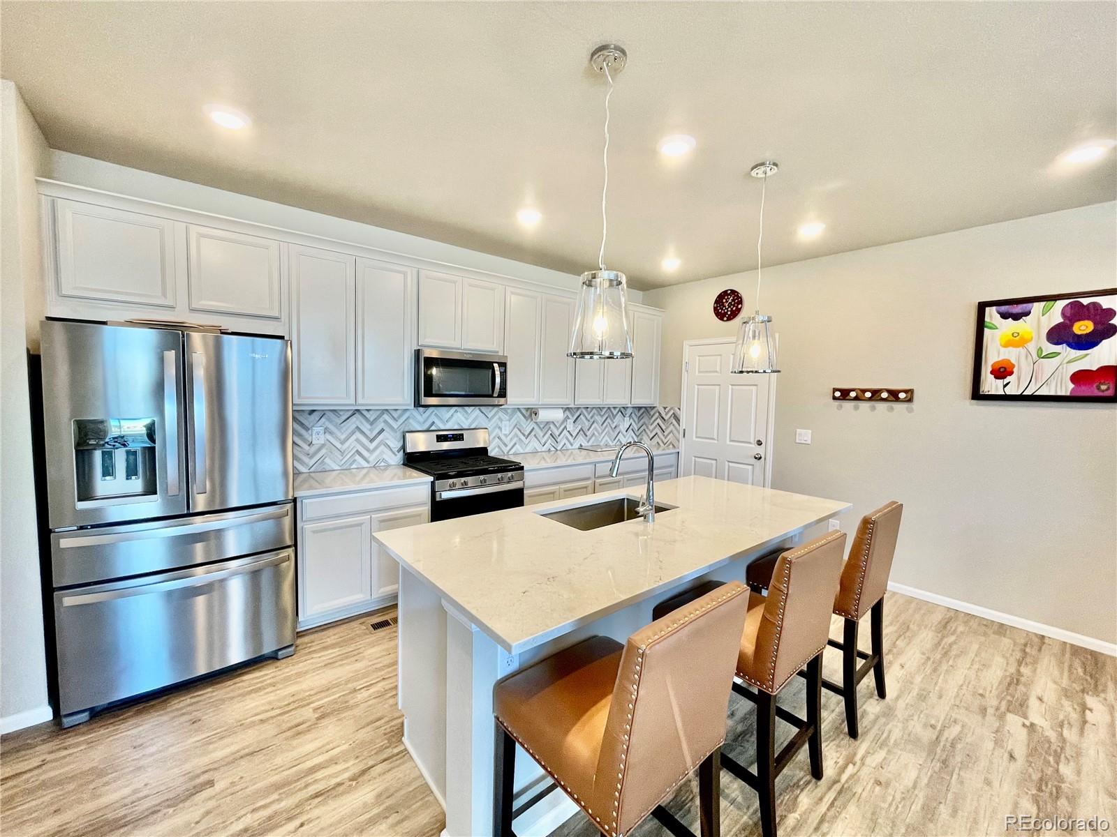 8553  gladiola court, arvada sold home. Closed on 2024-04-12 for $686,000.