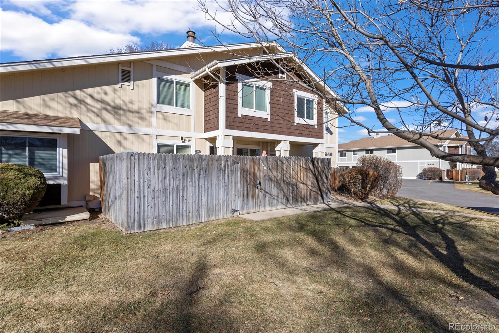 6946 w 87th way, Arvada sold home. Closed on 2024-03-29 for $372,000.