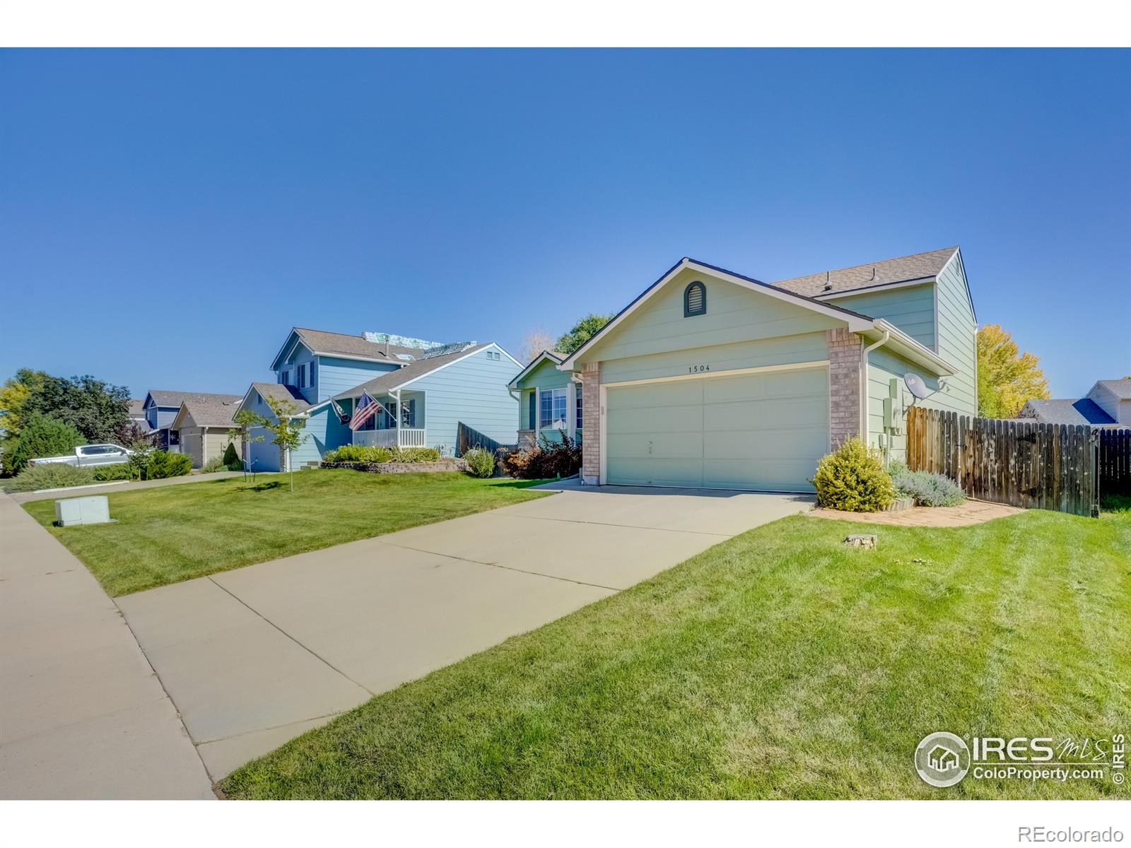 1504  pinewood court, longmont sold home. Closed on 2023-12-29 for $510,300.