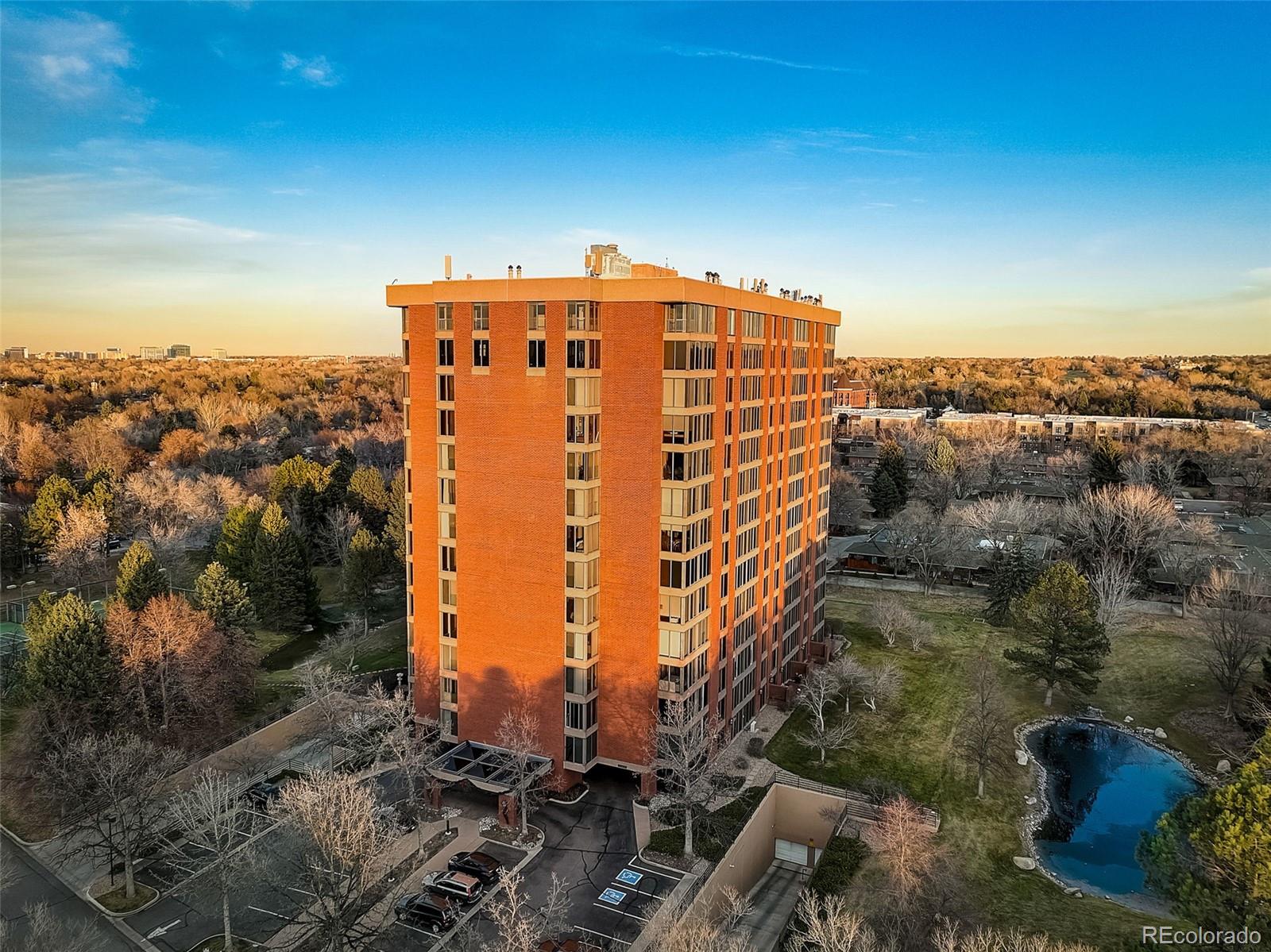 1900 E Girard Place 505, Englewood  MLS: 2105645 Beds: 1 Baths: 2 Price: $499,000