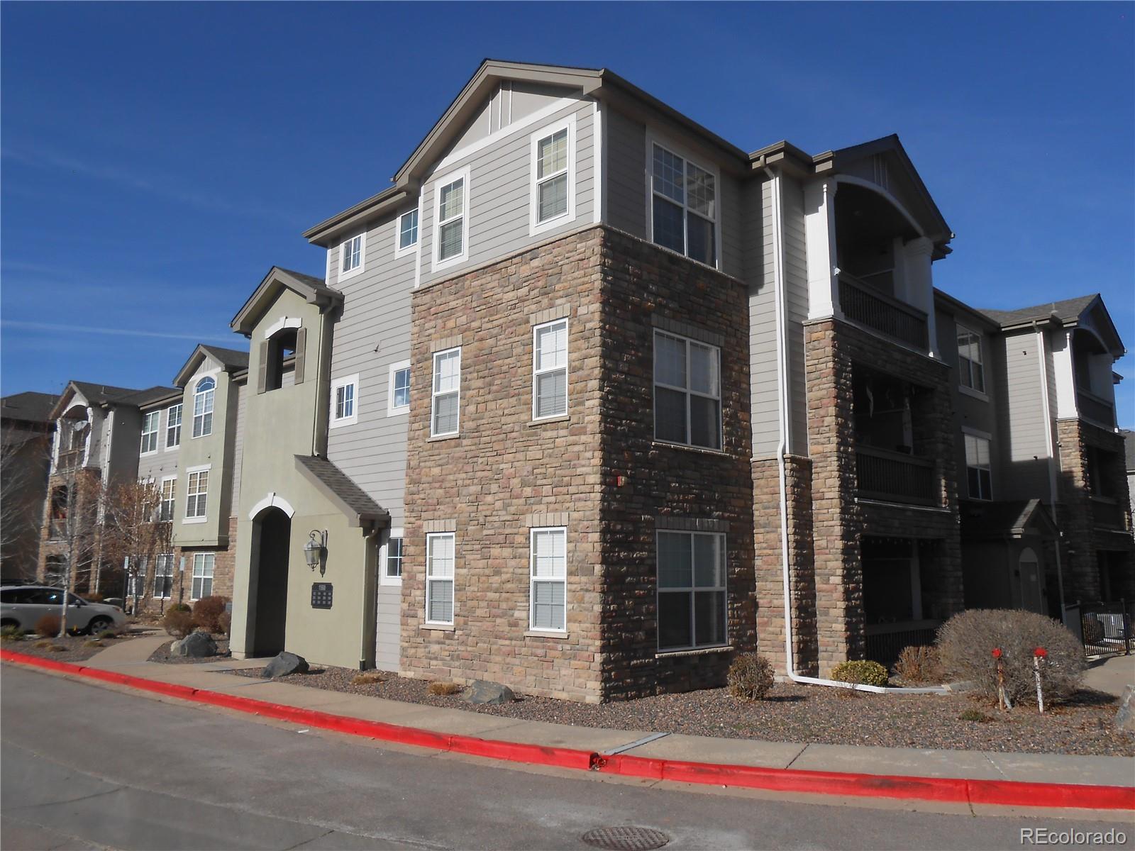 1560  Olympia Circle 103, Castle Rock  MLS: 2210897 Beds: 2 Baths: 2 Price: $339,000