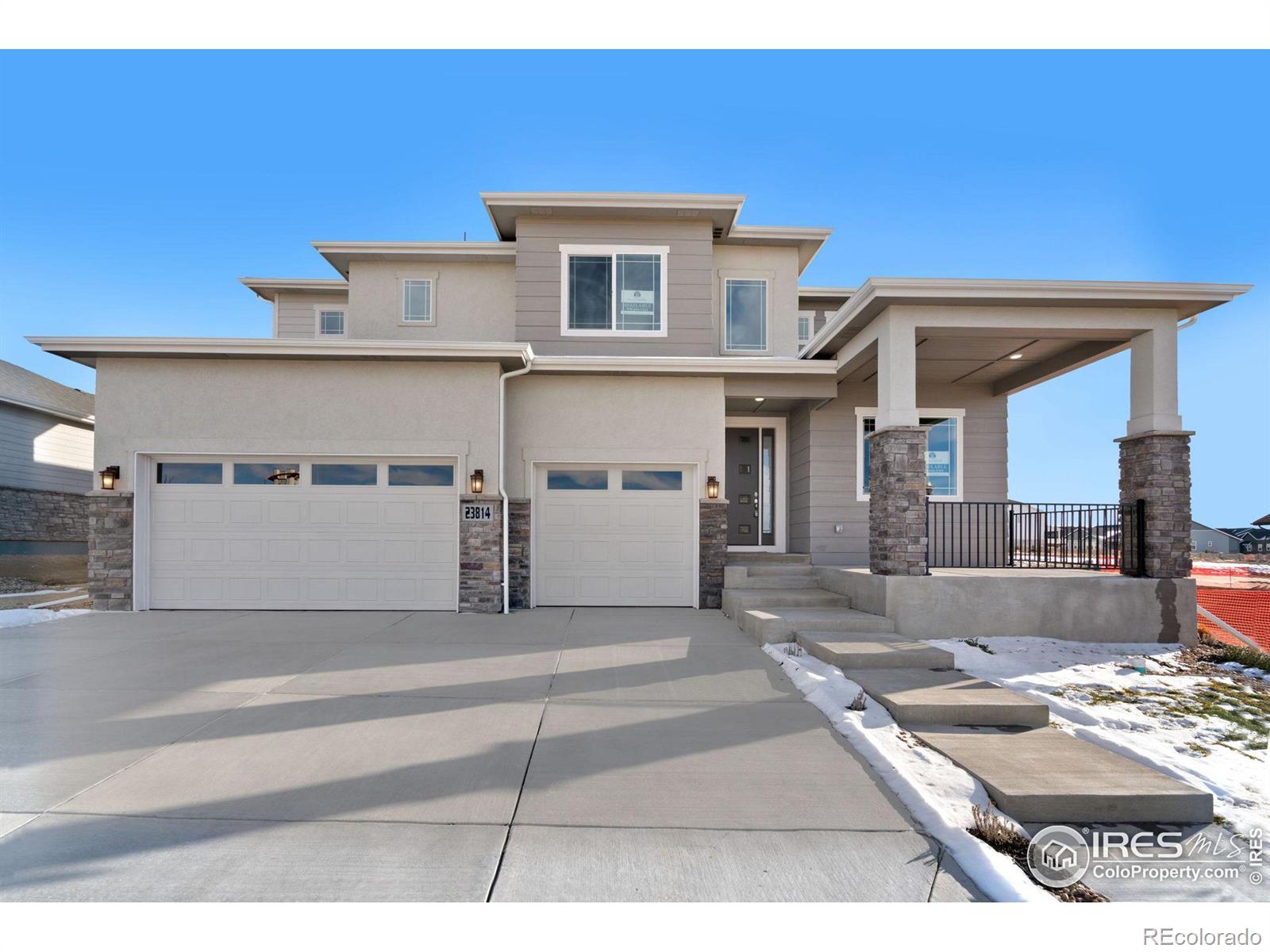 23814 E 36th Place, aurora MLS: 4567891000179 Beds: 5 Baths: 4 Price: $999,990