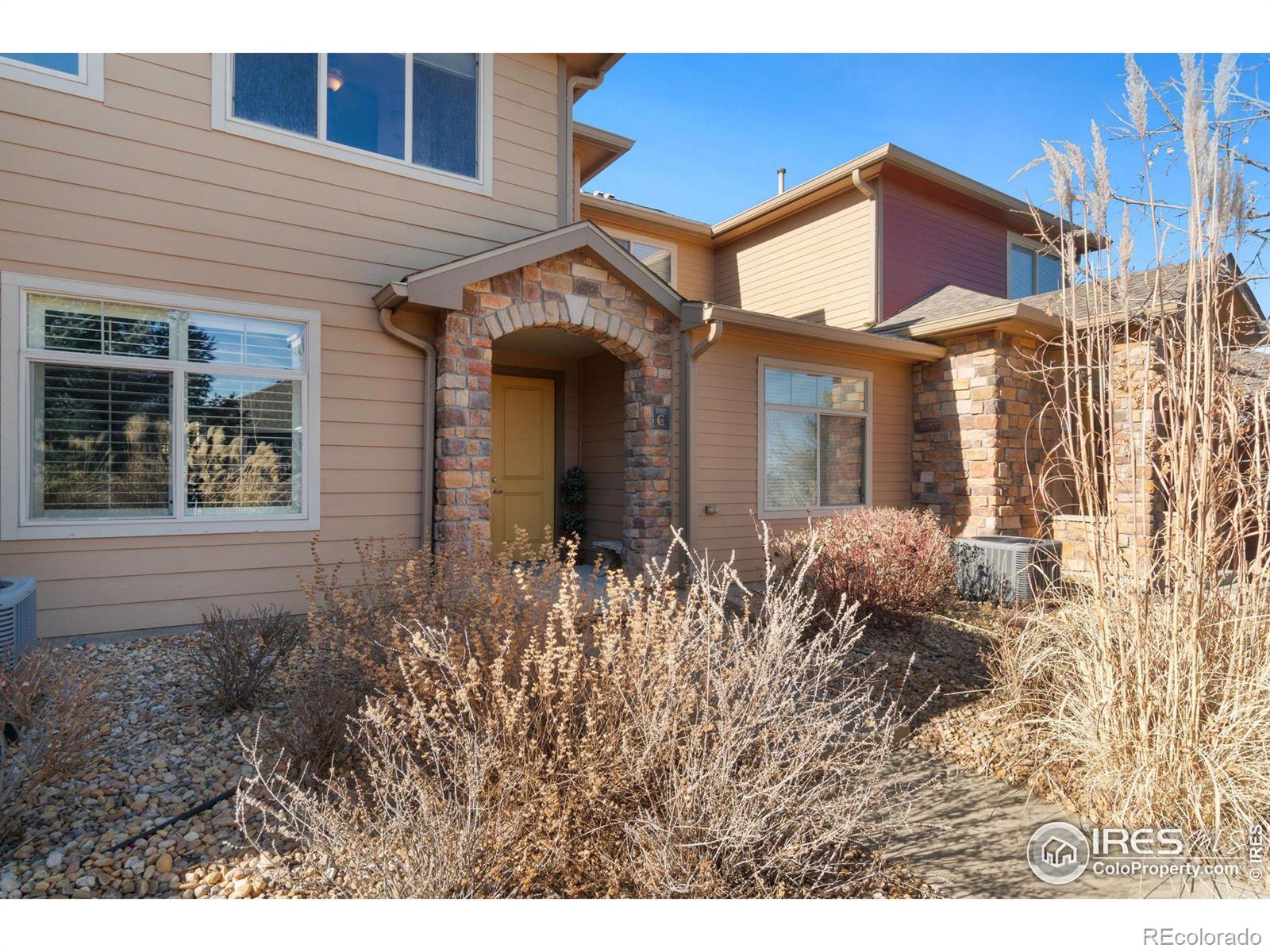 8546  gold peak lane, highlands ranch sold home. Closed on 2024-02-21 for $500,000.
