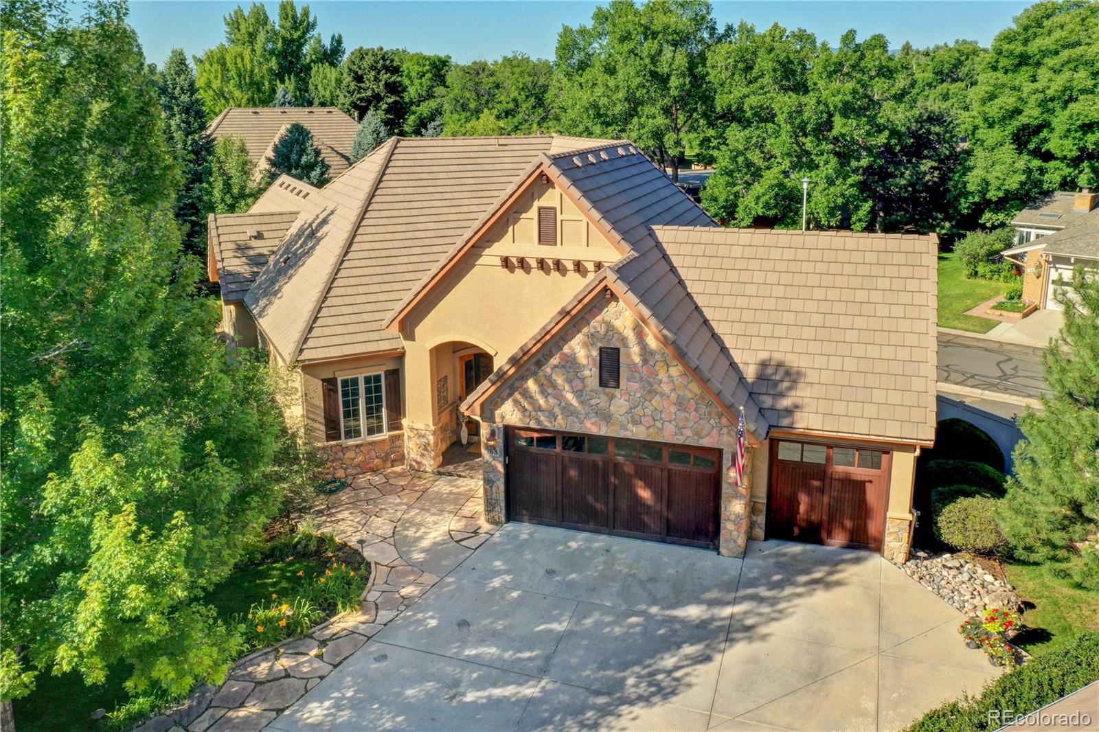 68  brookhaven drive, Columbine Valley sold home. Closed on 2024-03-27 for $1,625,000.