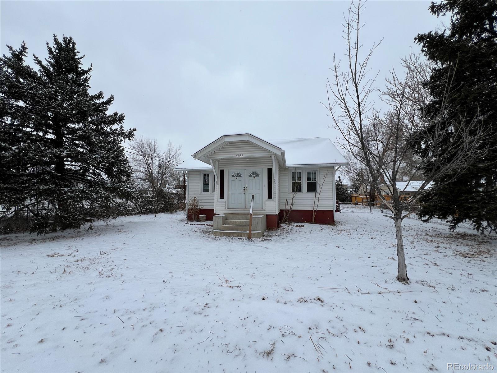 4199 w 76th avenue, westminster sold home. Closed on 2024-02-12 for $411,915.