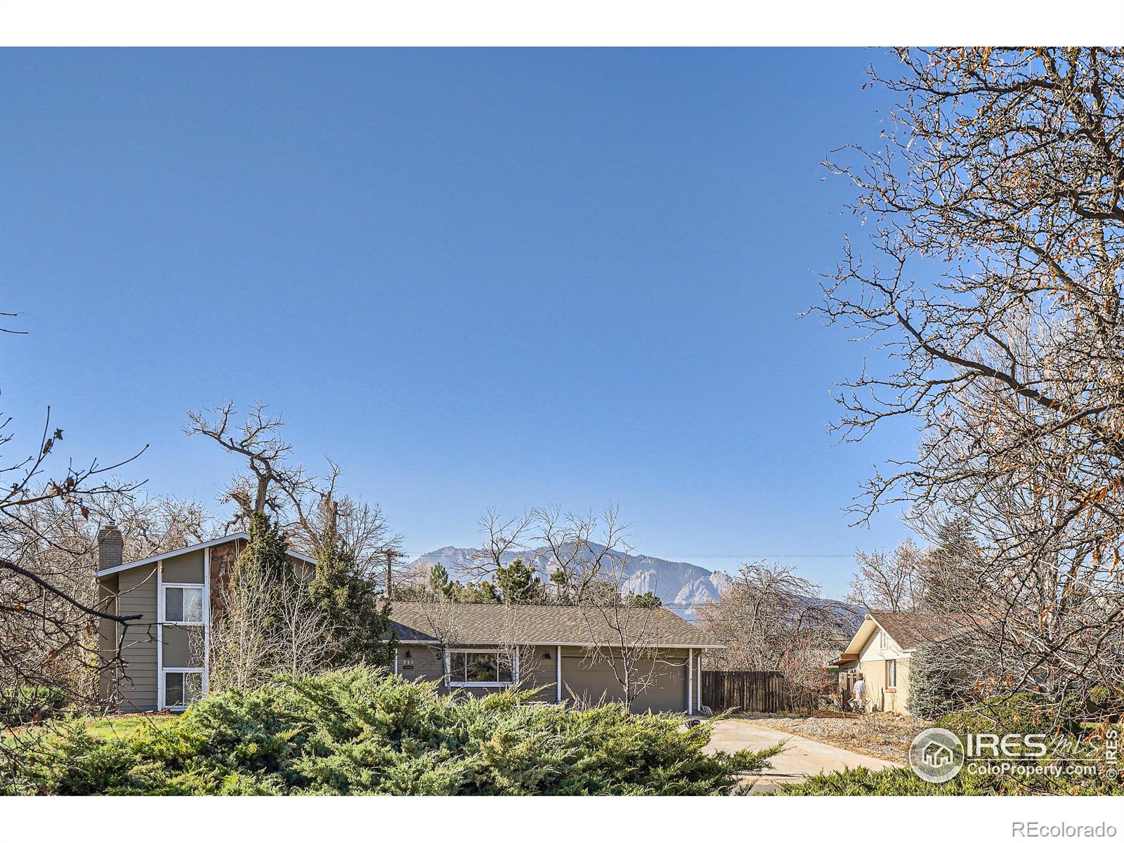 720  cypress drive, Boulder sold home. Closed on 2024-03-01 for $915,000.