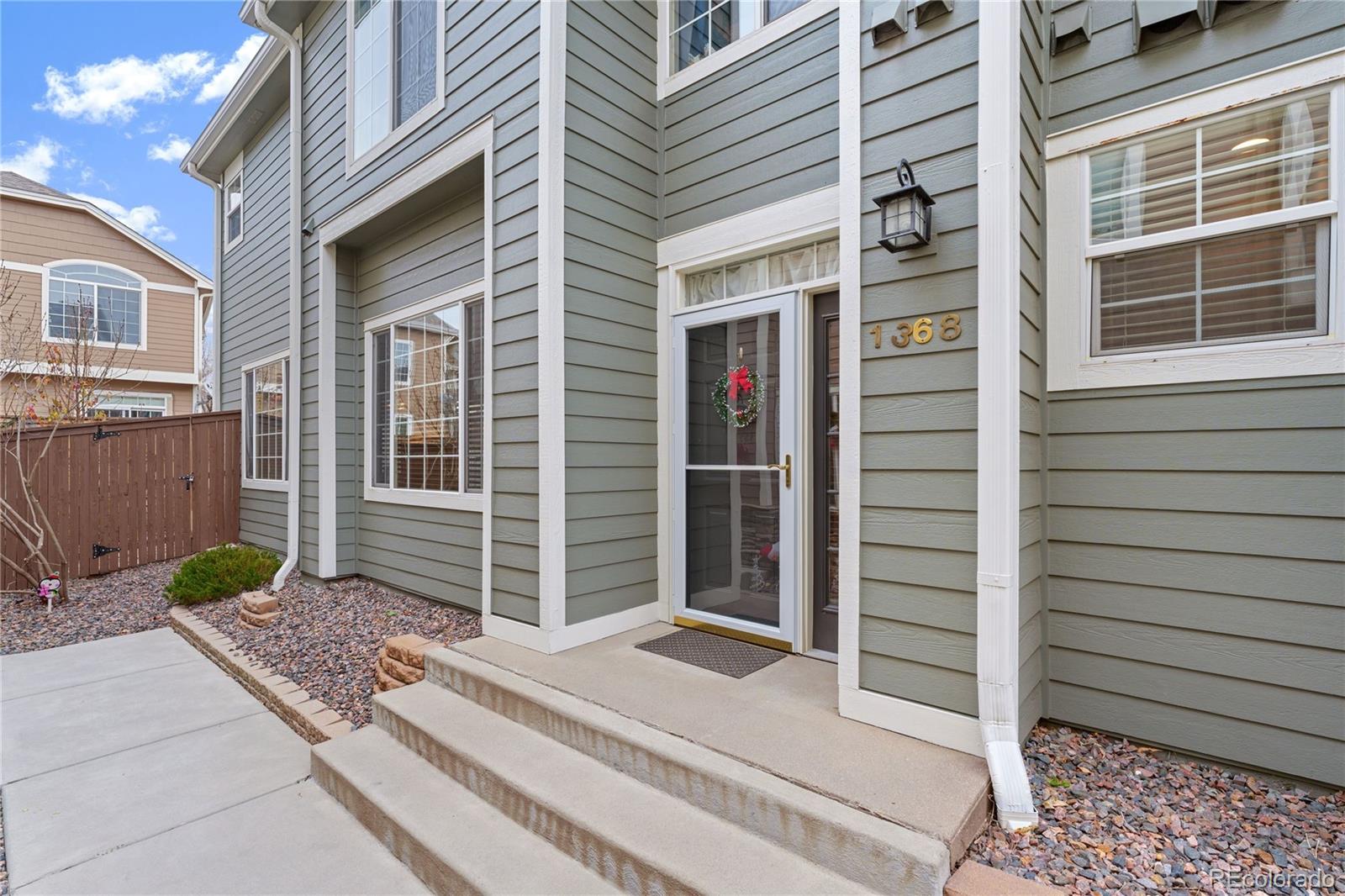 1368  Carlyle Park Circle , Highlands Ranch  MLS: 4774486 Beds: 2 Baths: 3 Price: $499,000