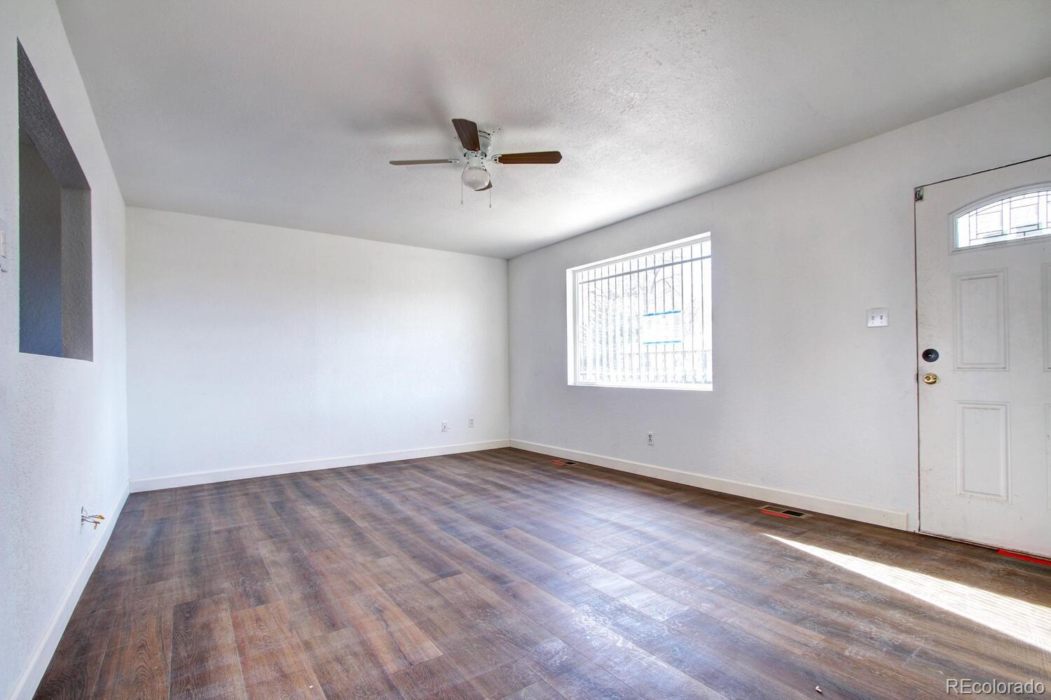 5522  xanadu street, Denver sold home. Closed on 2024-03-11 for $415,000.