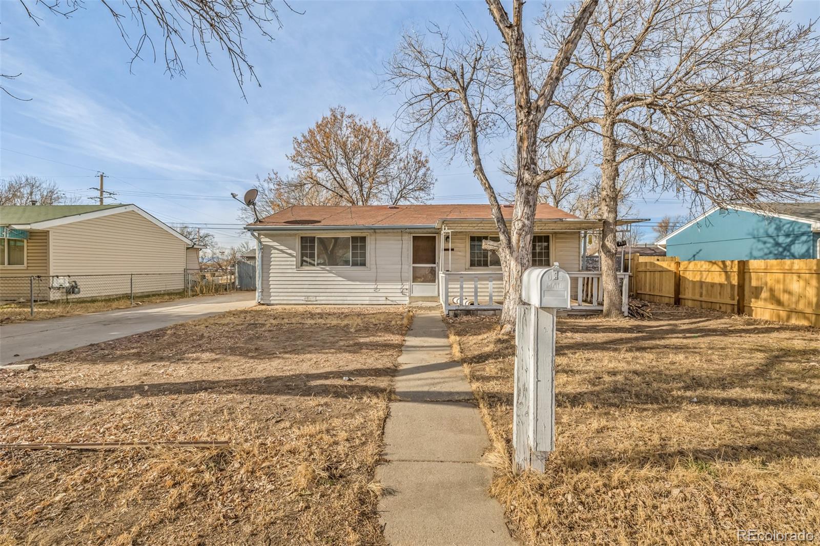 6451  porter way, commerce city sold home. Closed on 2024-02-12 for $275,000.