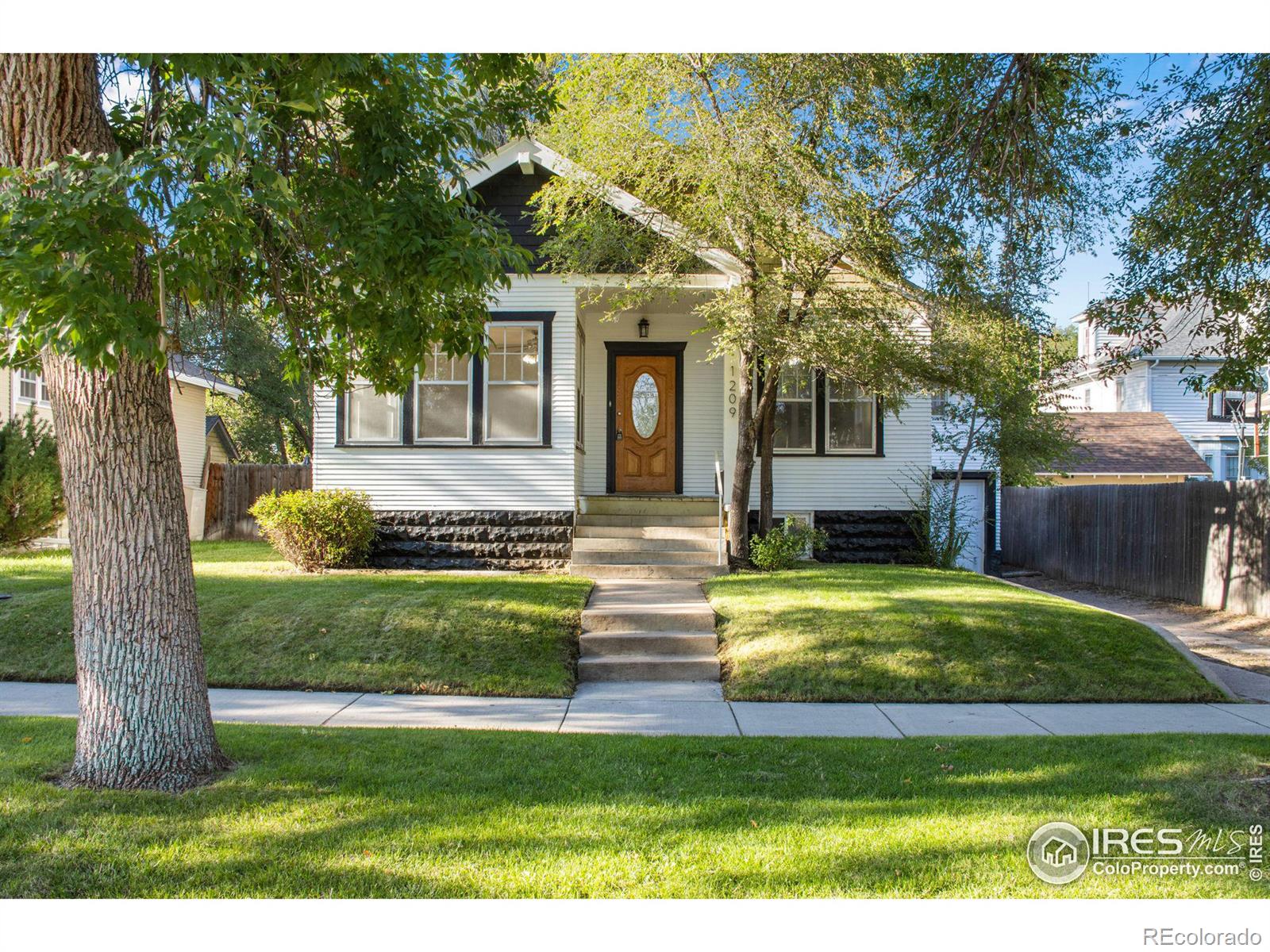 1209  cranford place, greeley sold home. Closed on 2023-12-08 for $370,000.