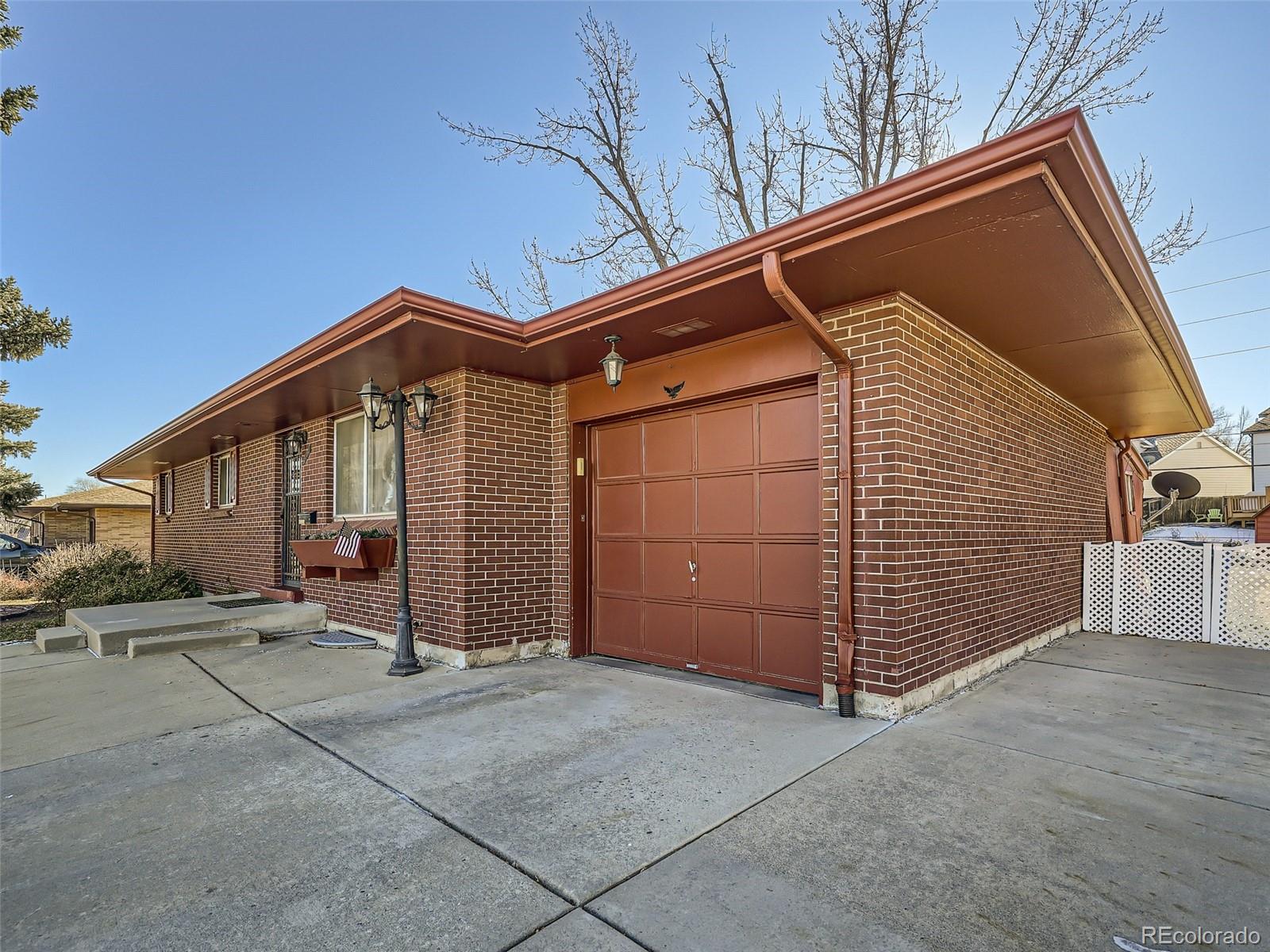 2066 e mineral avenue, centennial sold home. Closed on 2024-02-01 for $505,000.